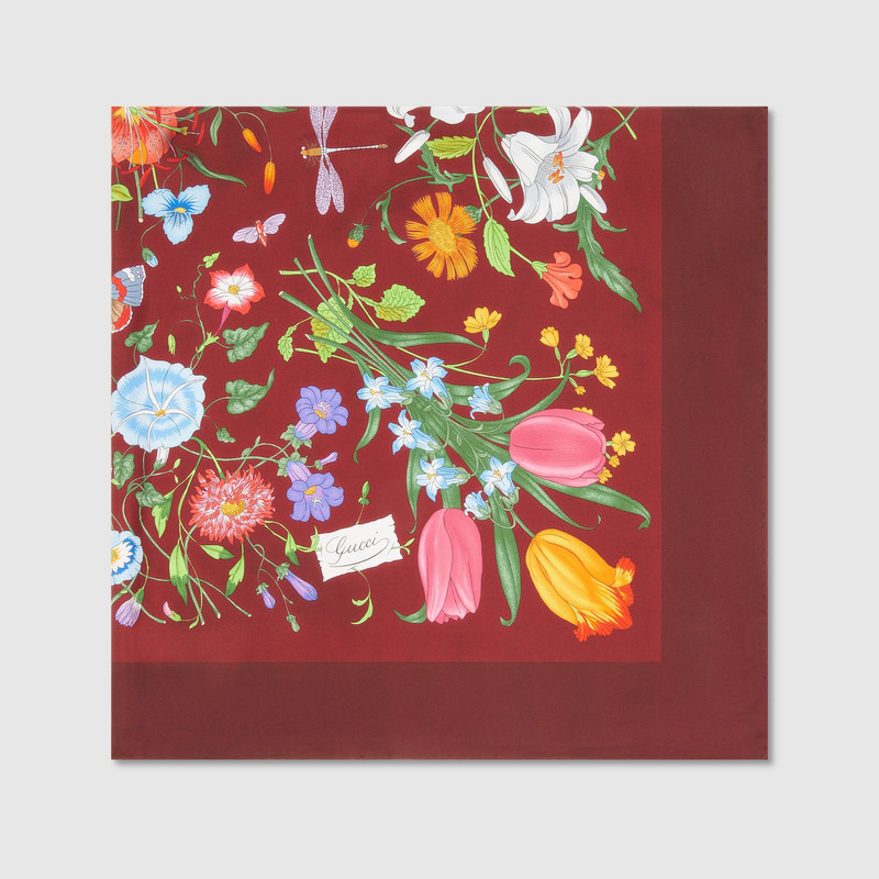 GUCCI Printed silk twill carré outlook