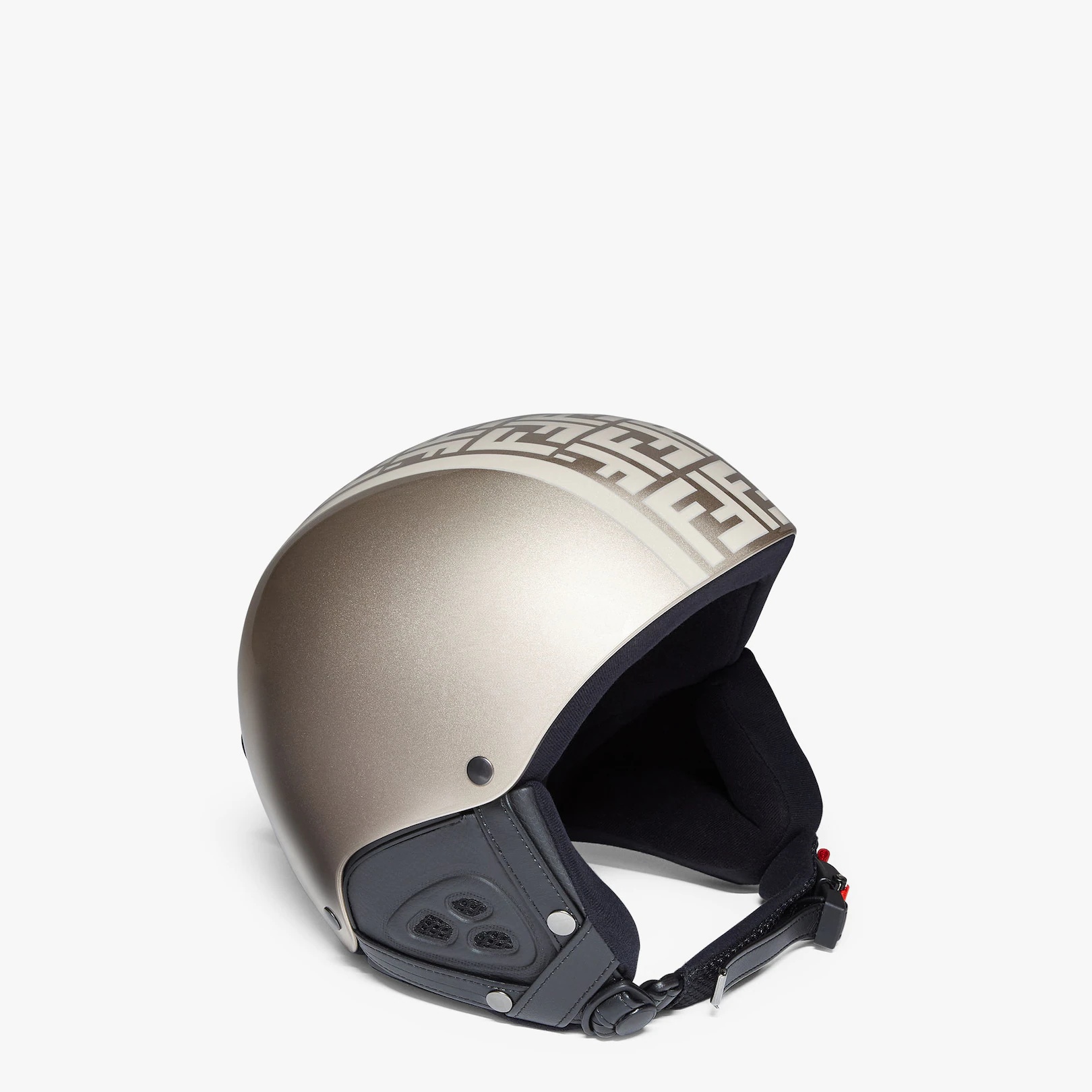 White ski helmet - 2