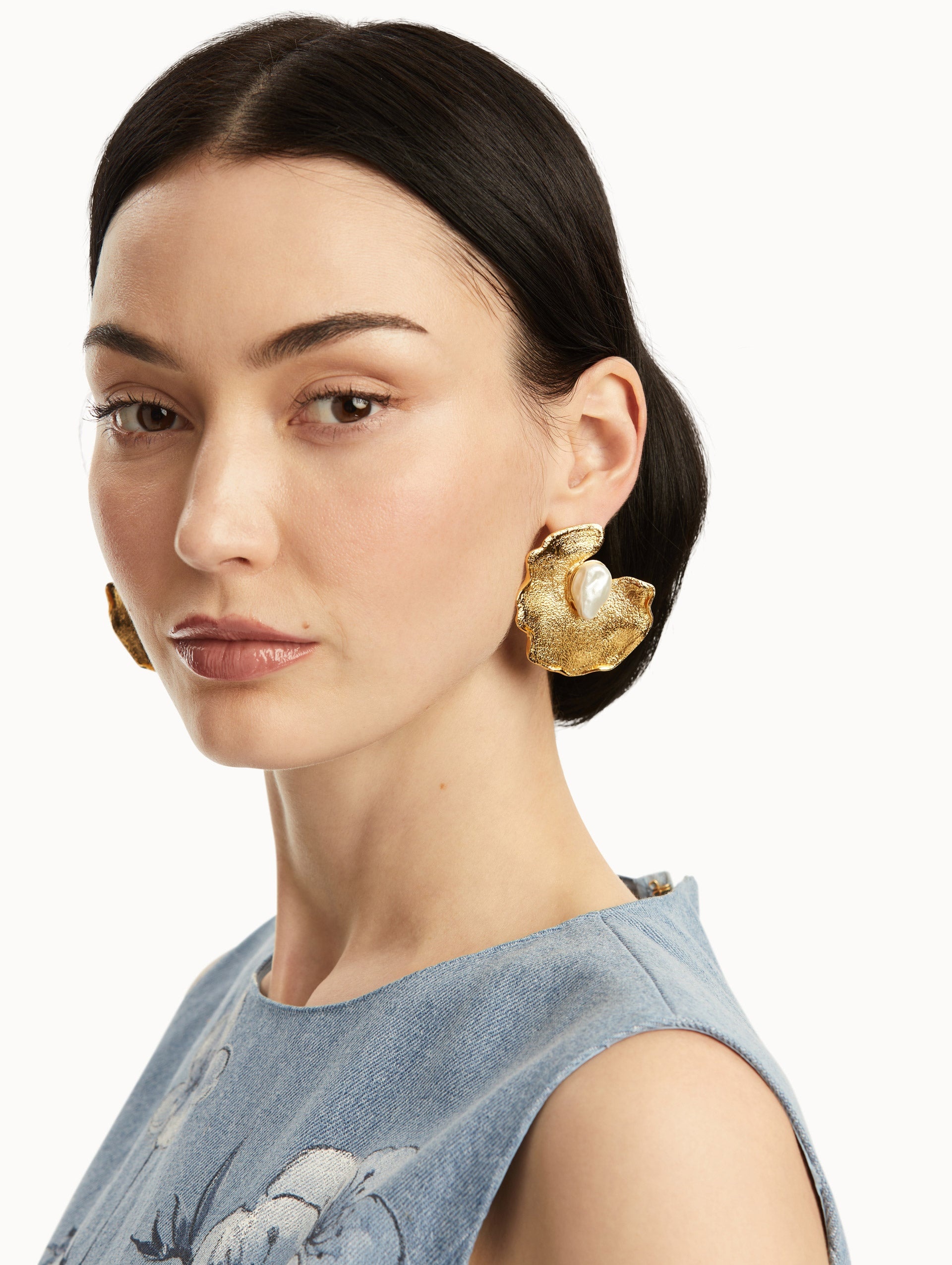 PEARL LILY PAD EARRINGS - 2