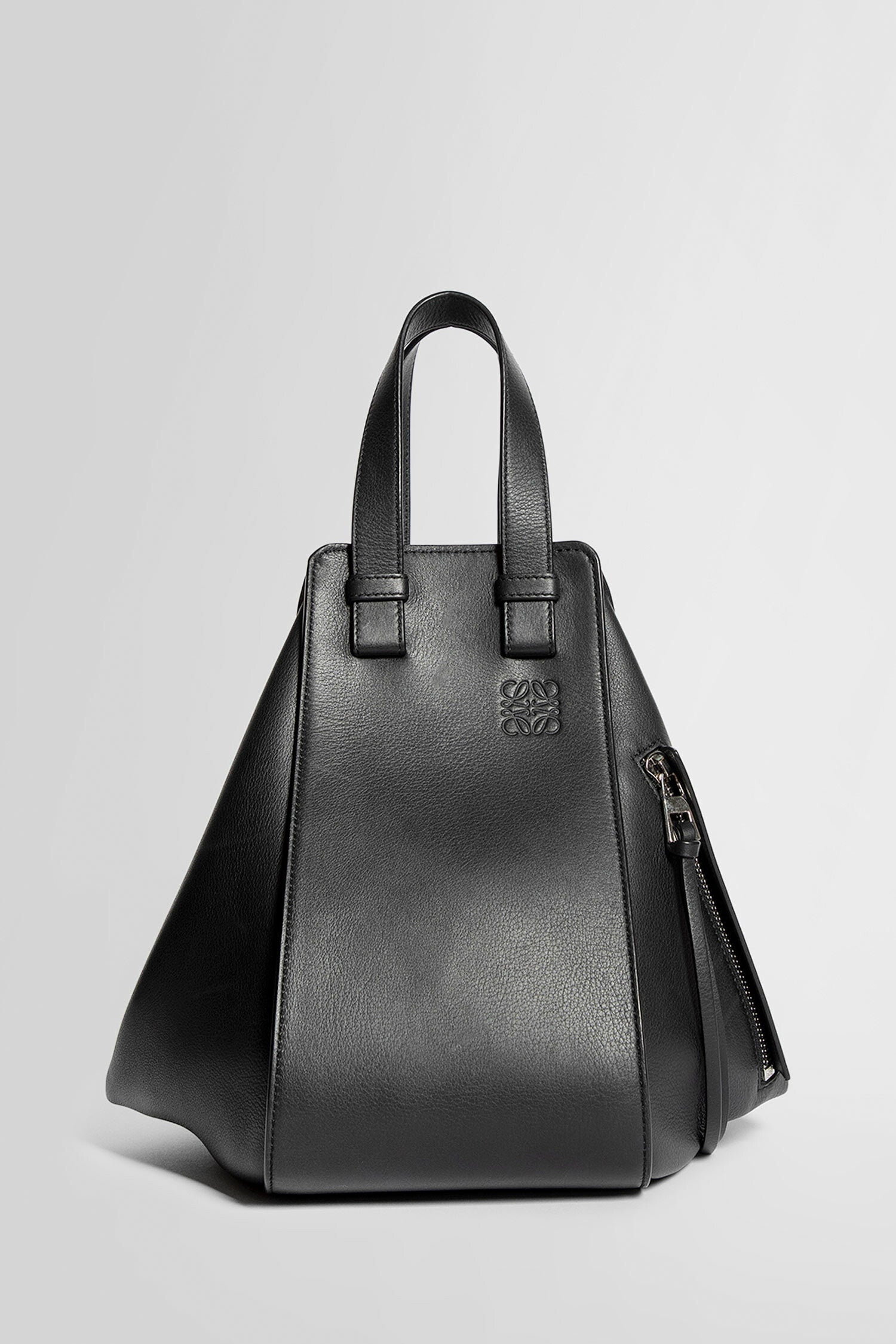 LOEWE WOMAN BLACK SHOULDER BAGS - 1