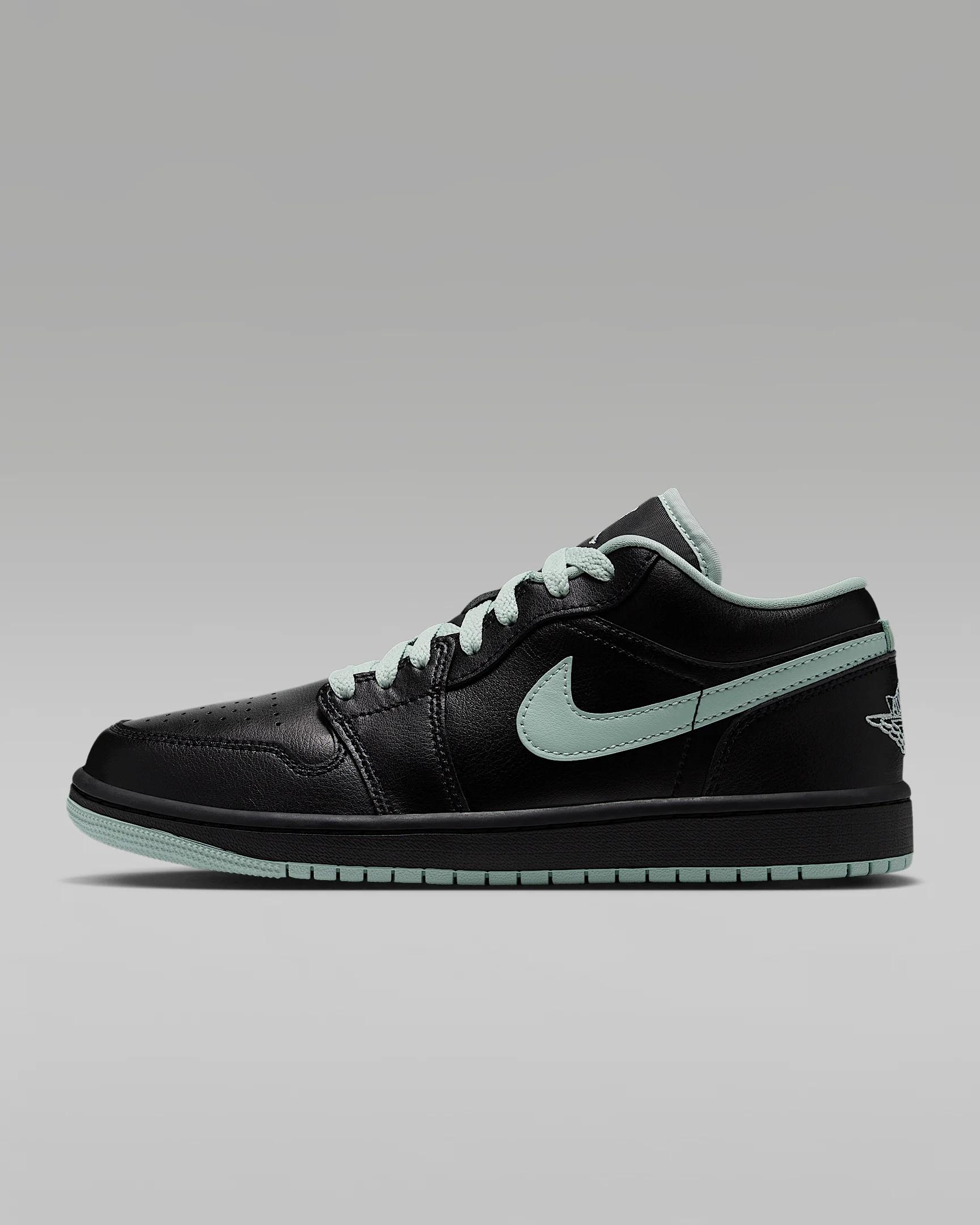 Air Jordan 1 Low Women's Shoes - 1