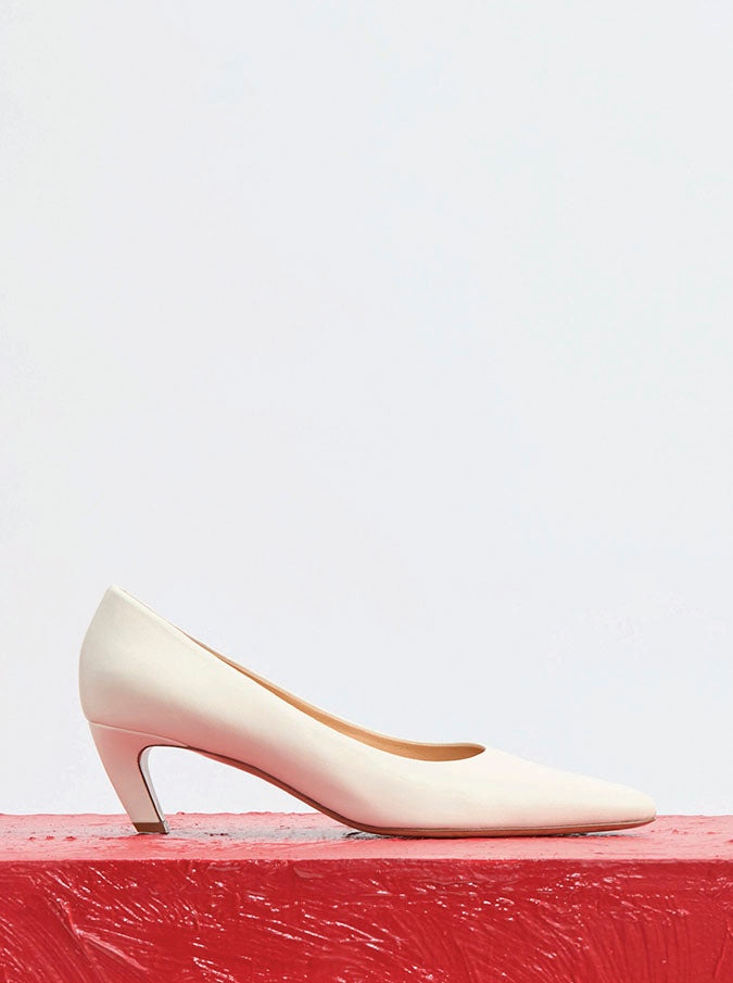 Peggy Pump in Cream Nappa Leather - 4
