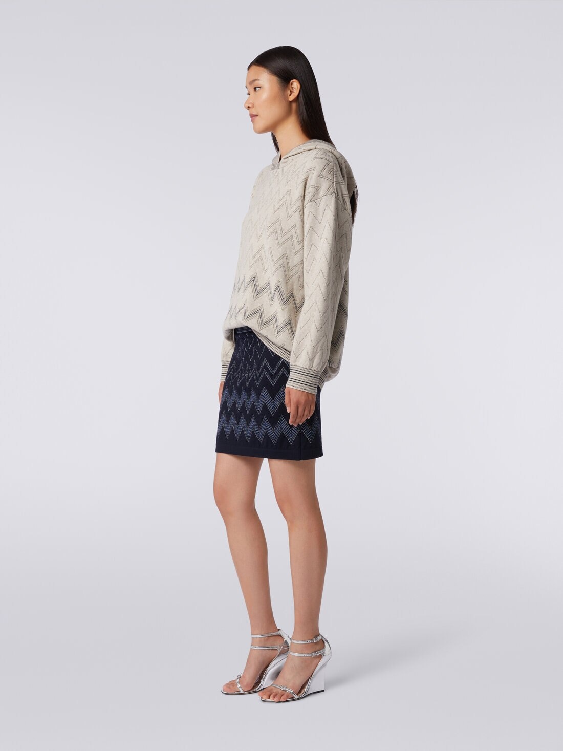 Wool and viscose miniskirt with zigzag pattern and lurex - 3