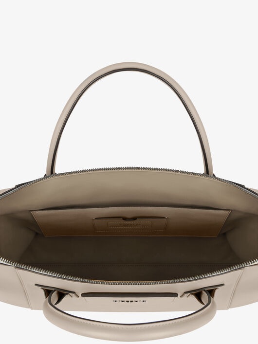 MEDIUM ANTIGONA SOFT BAG IN SMOOTH LEATHER - 4