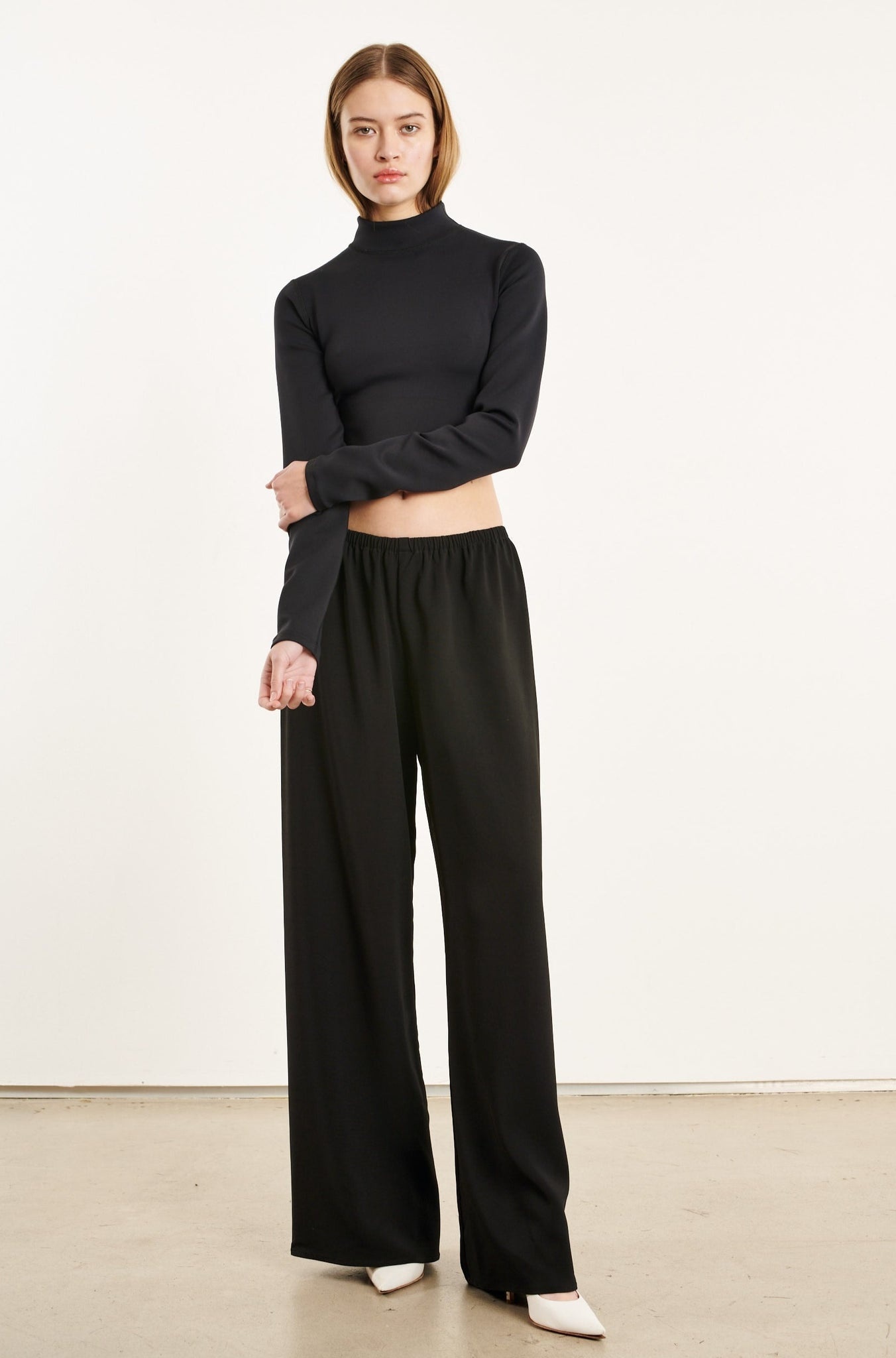 BLACK CREPE EASY PANTS - 2