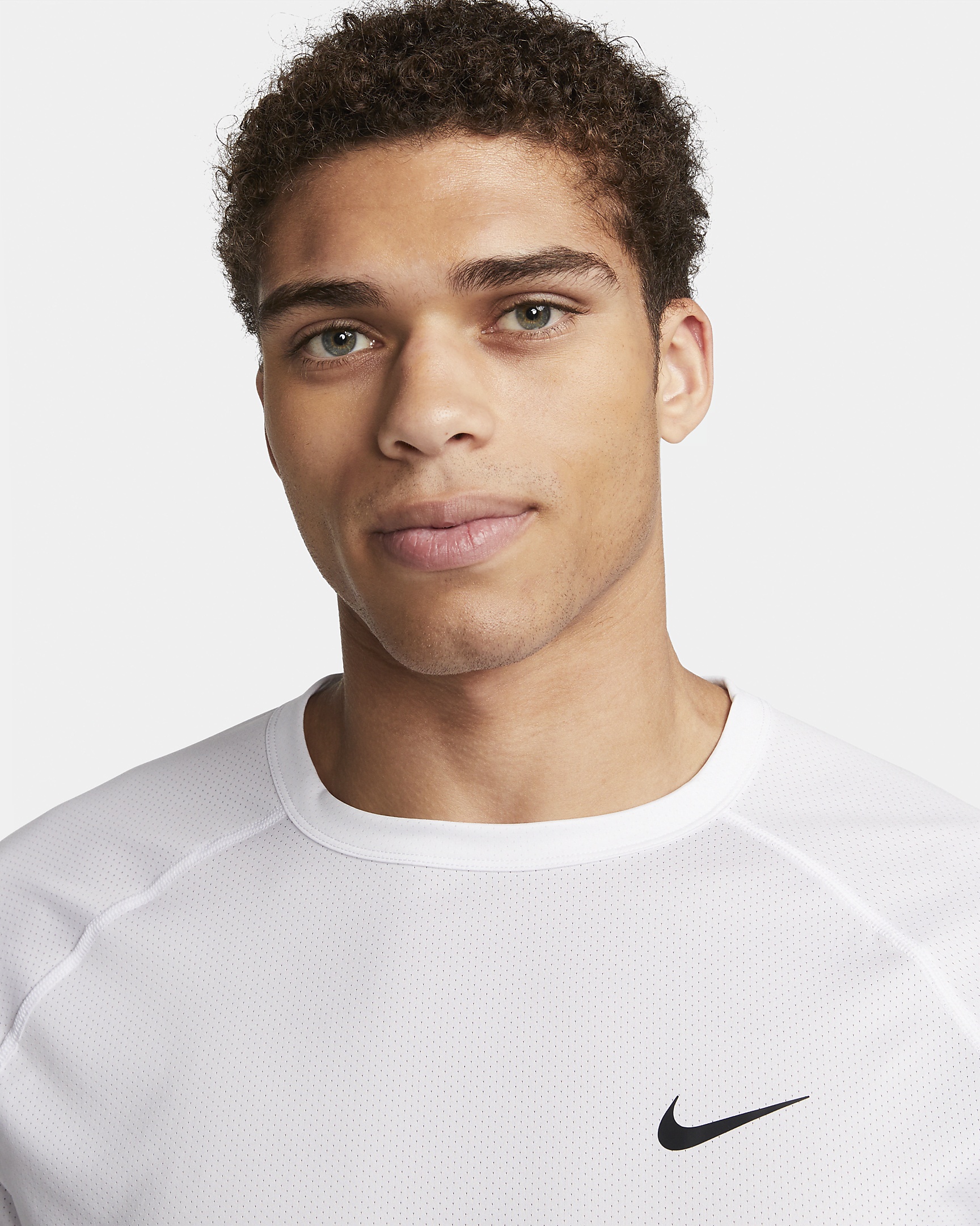 Nike Ready Men's Dri-FIT Short-Sleeve Fitness Top - 3