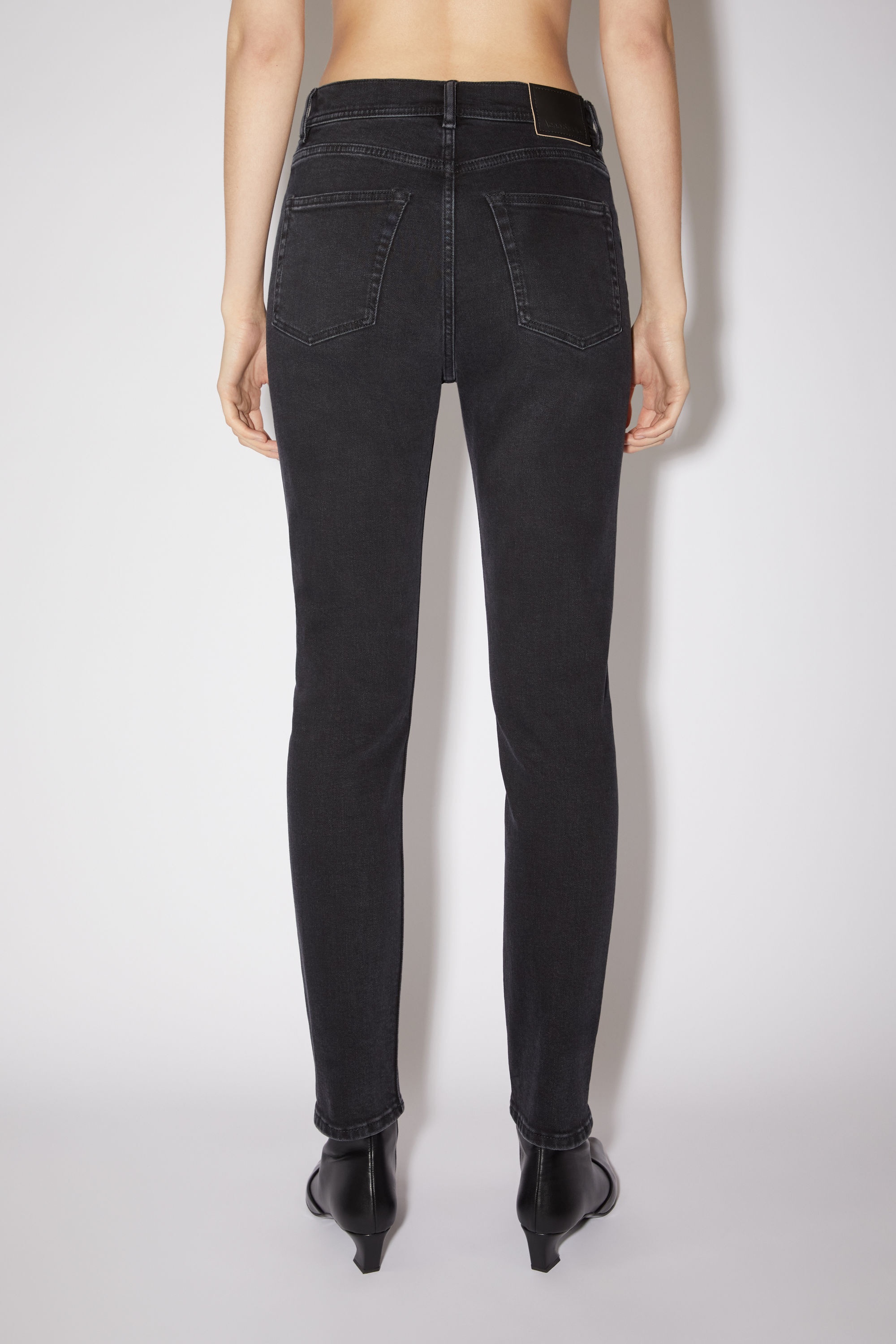 Tapered fit jeans - Used black - 3