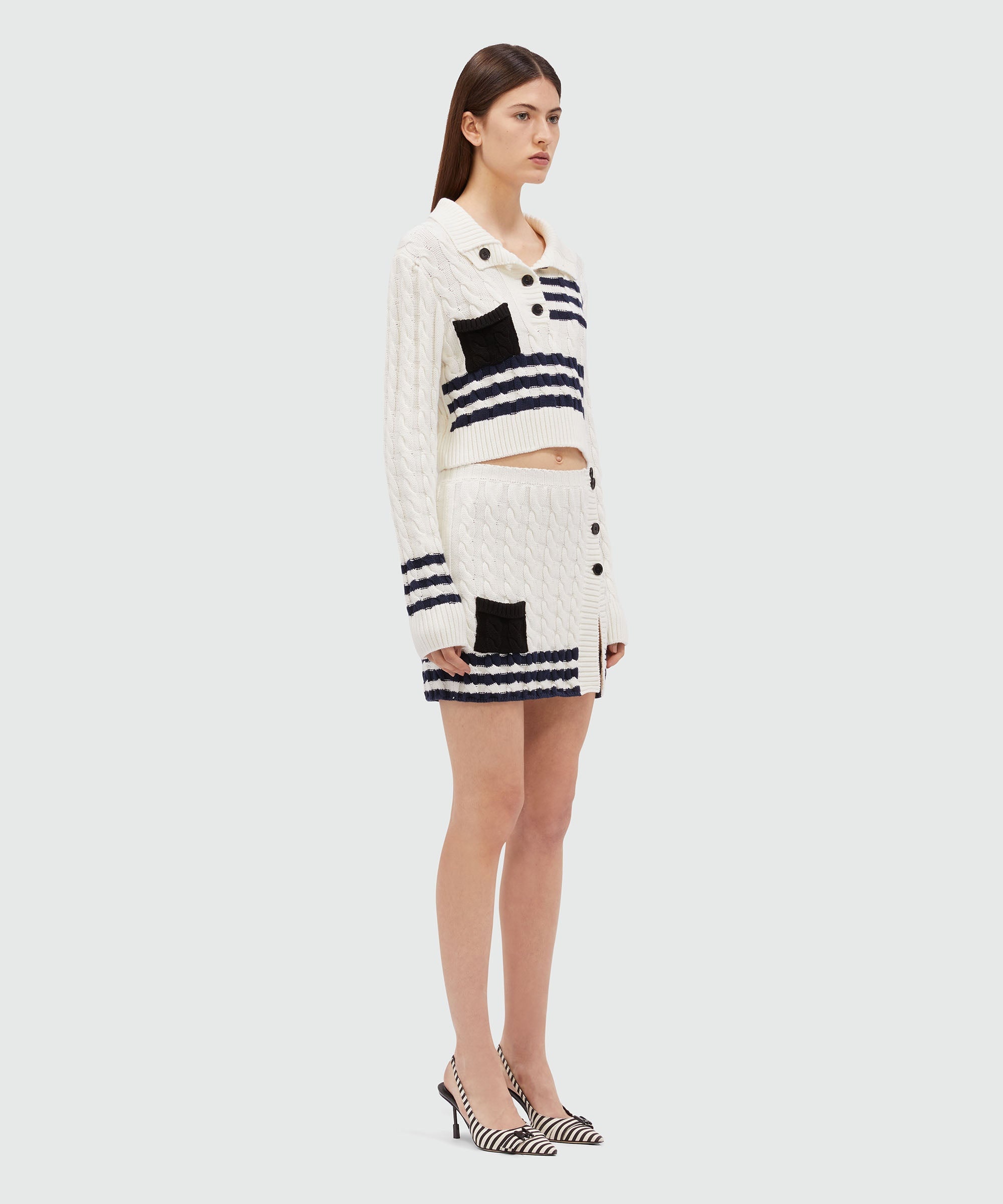 Short cable knit skirt with striped pattern - 4