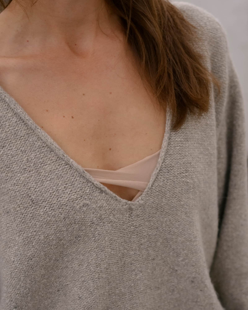 Soar V Neck - Recycled Wool 10