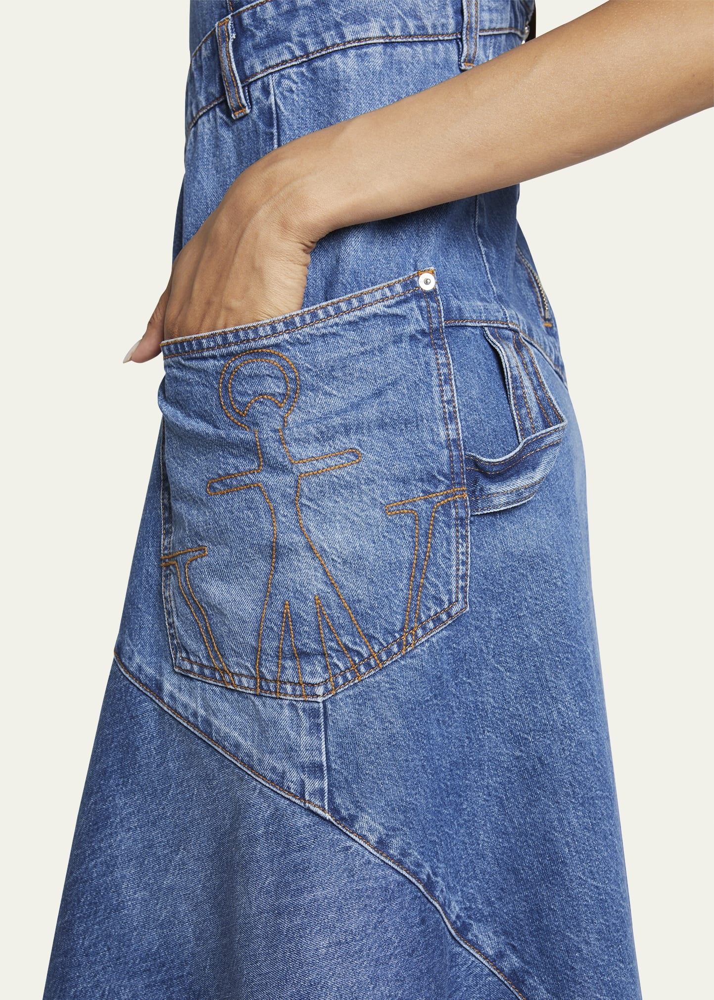 ワンピース JW Anderson Denim Midi Dress JW Anderson Asymmetric denim midi dress JW Anderson