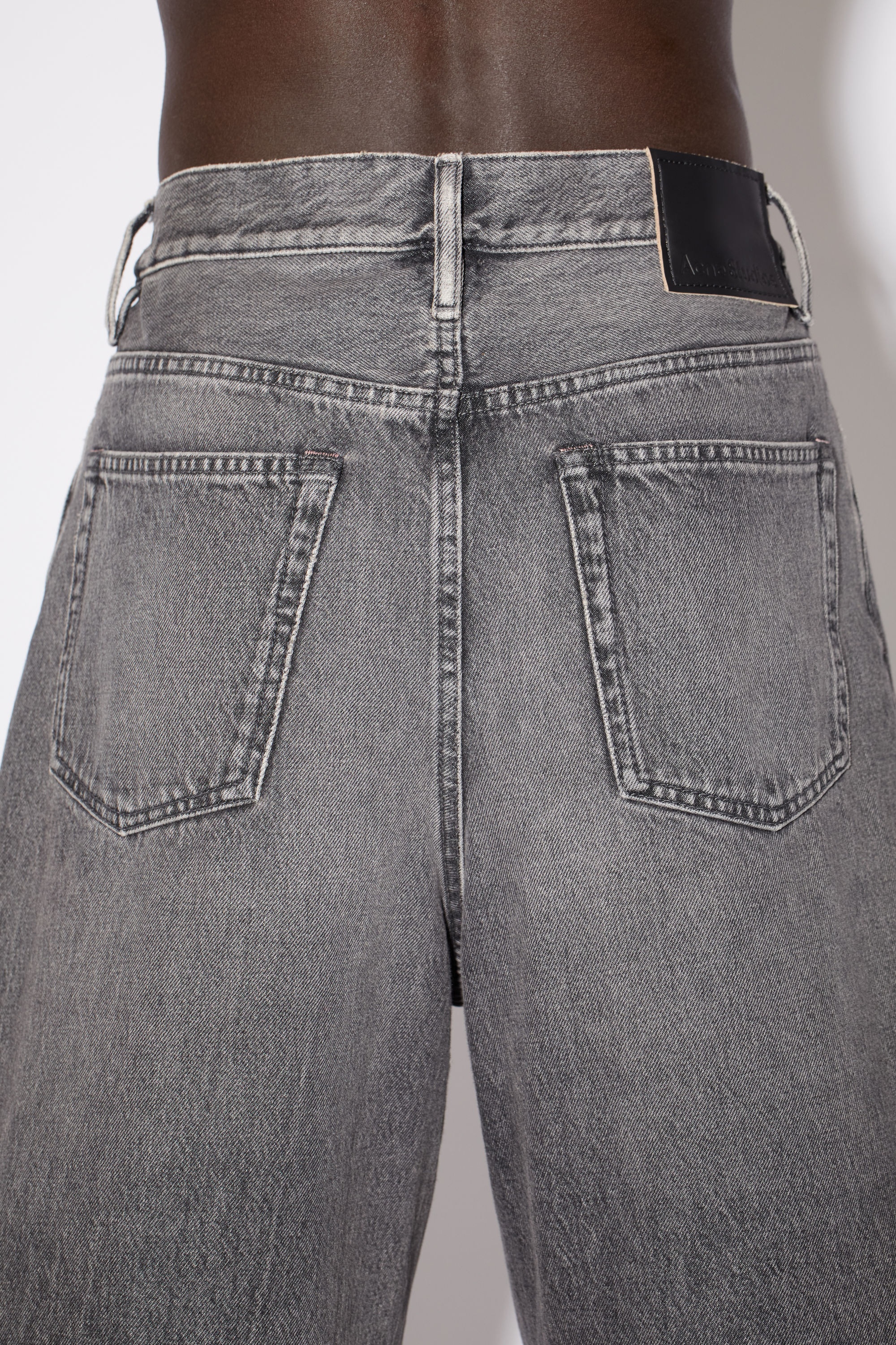 Loose fit denim shorts - Black - 6