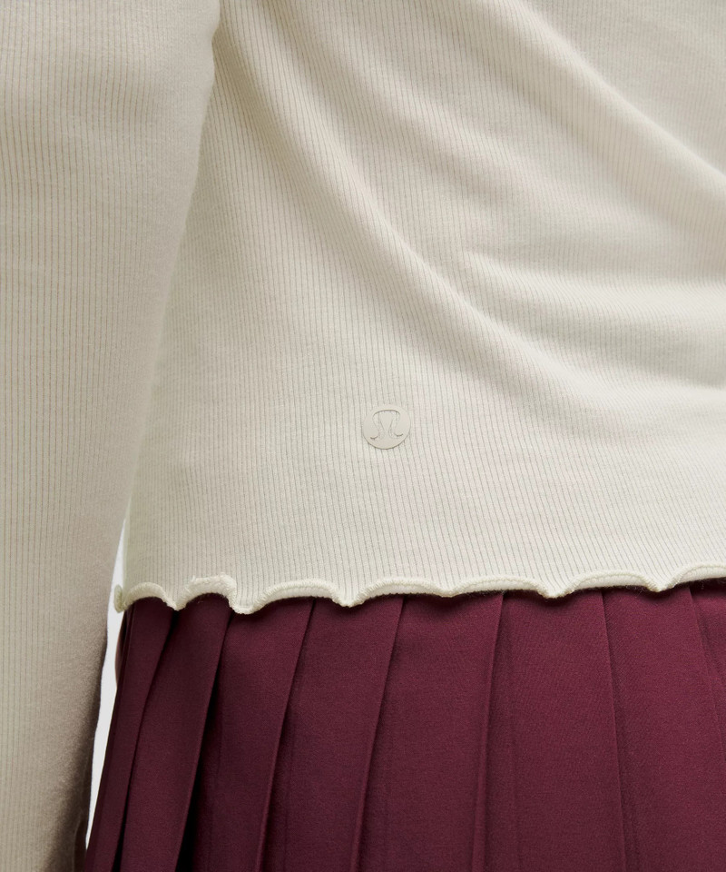 Hold Tight Lettuce-Edge Turtleneck 5