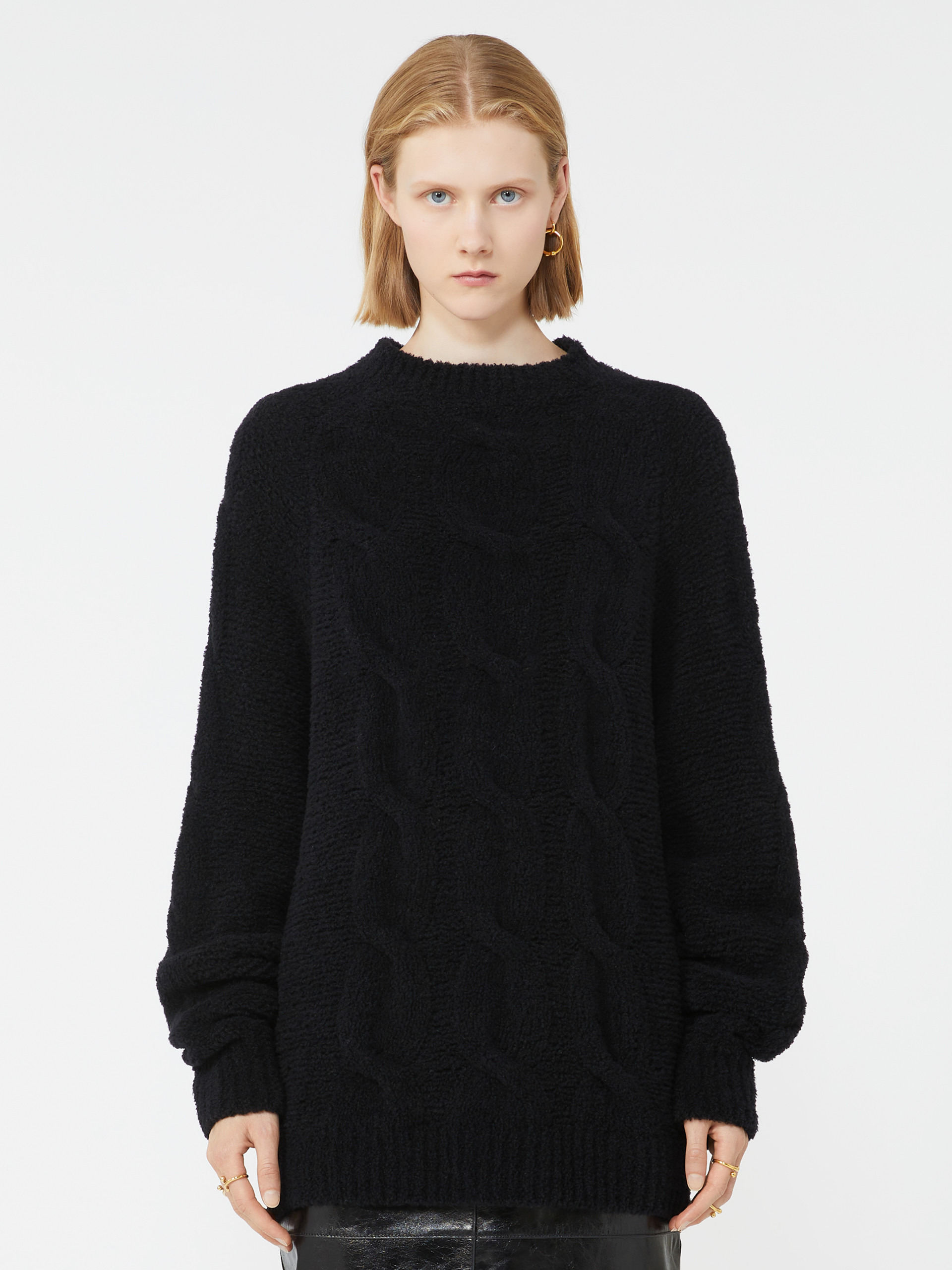 CURVONE Oversized fluffy sweater - 3