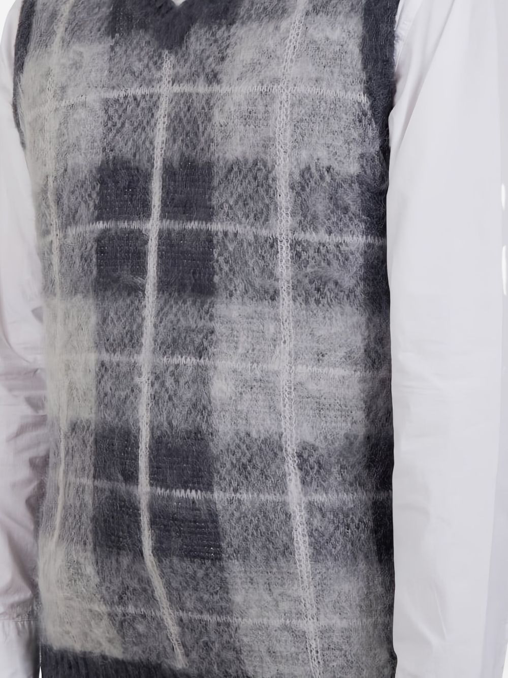V-neck checked vest - 4