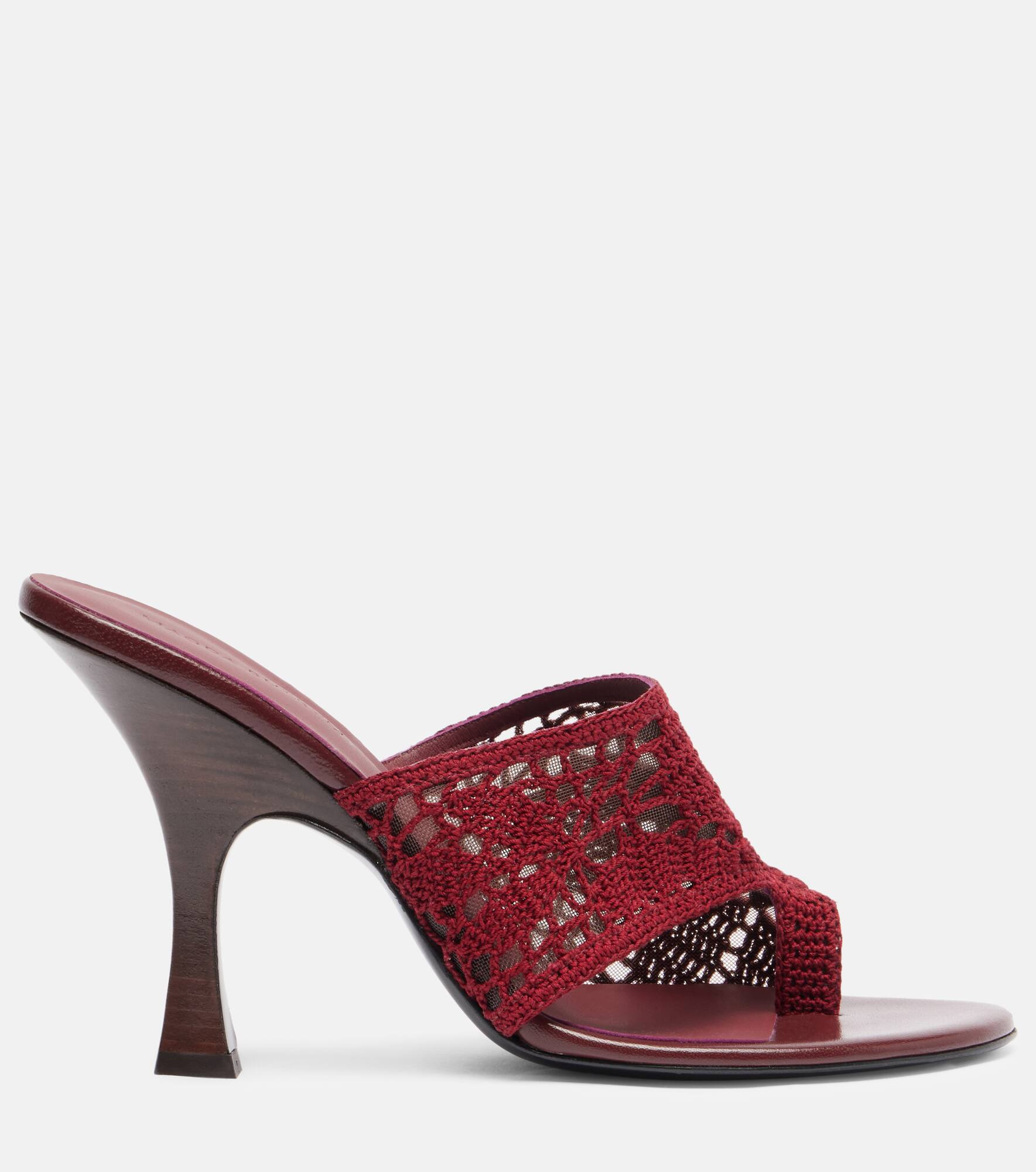 Crochet thong sandals - 4