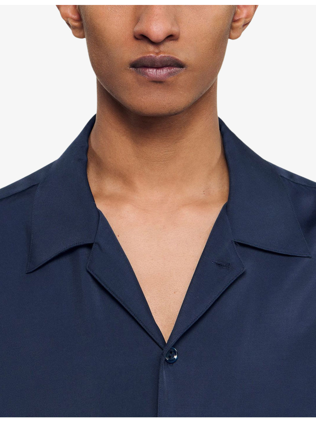 Spread-collar relaxed-fit woven shirt - 5