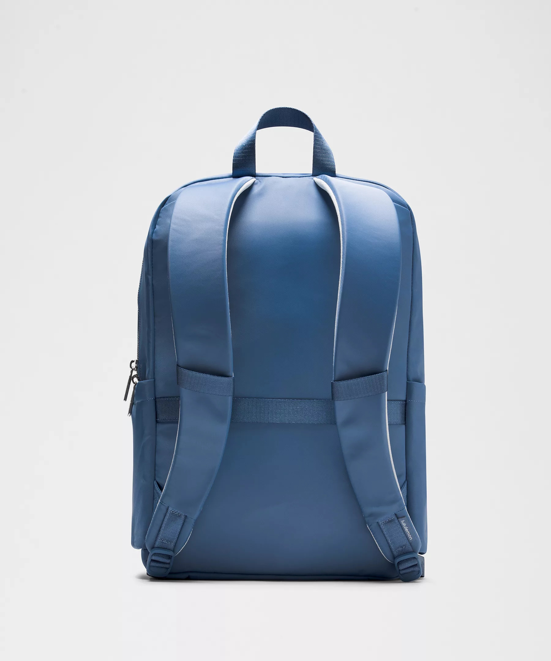 Everywhere Backpack 22L *Metal Hardware - 3