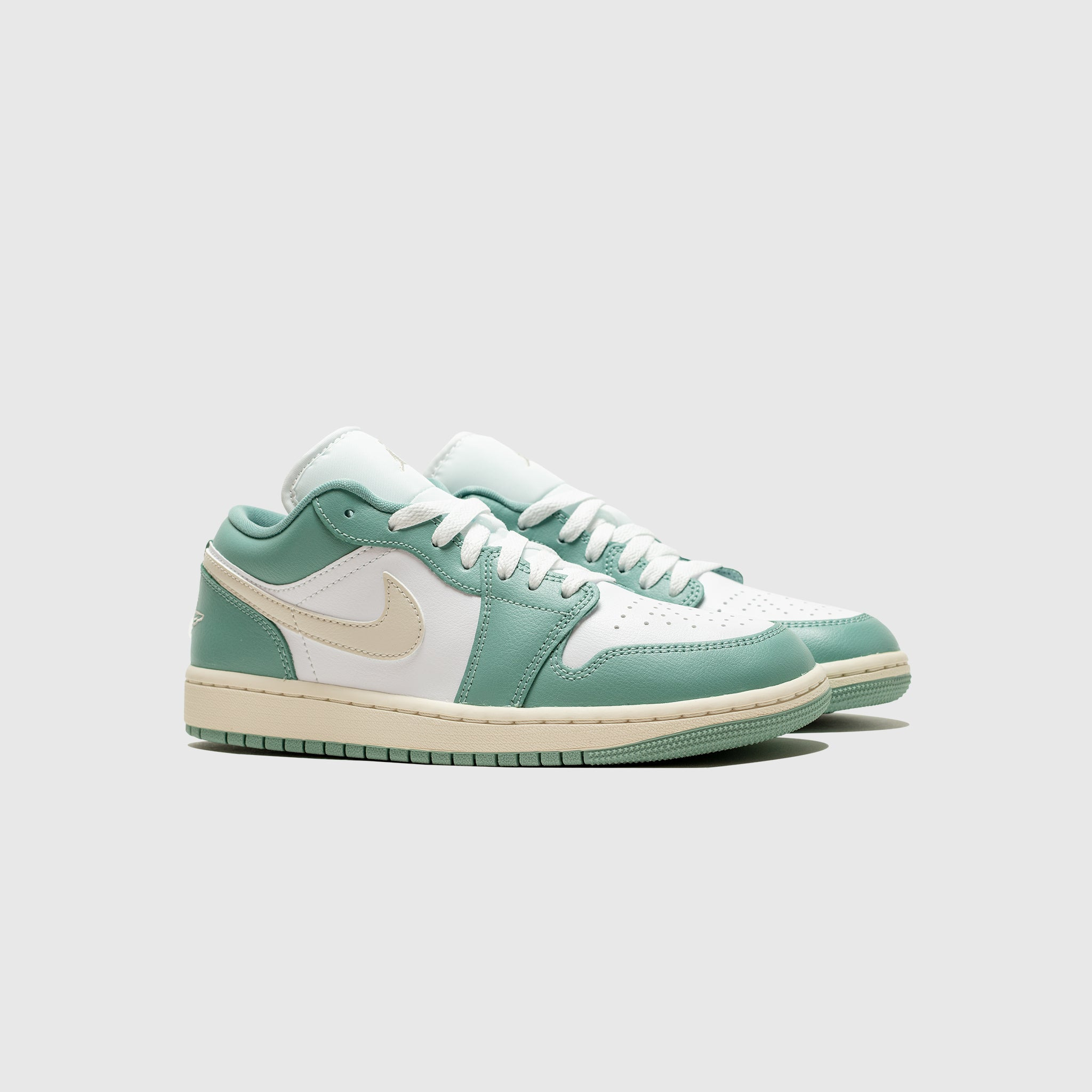 WMNS AIR JORDAN 1 LOW "CANNON" - 2