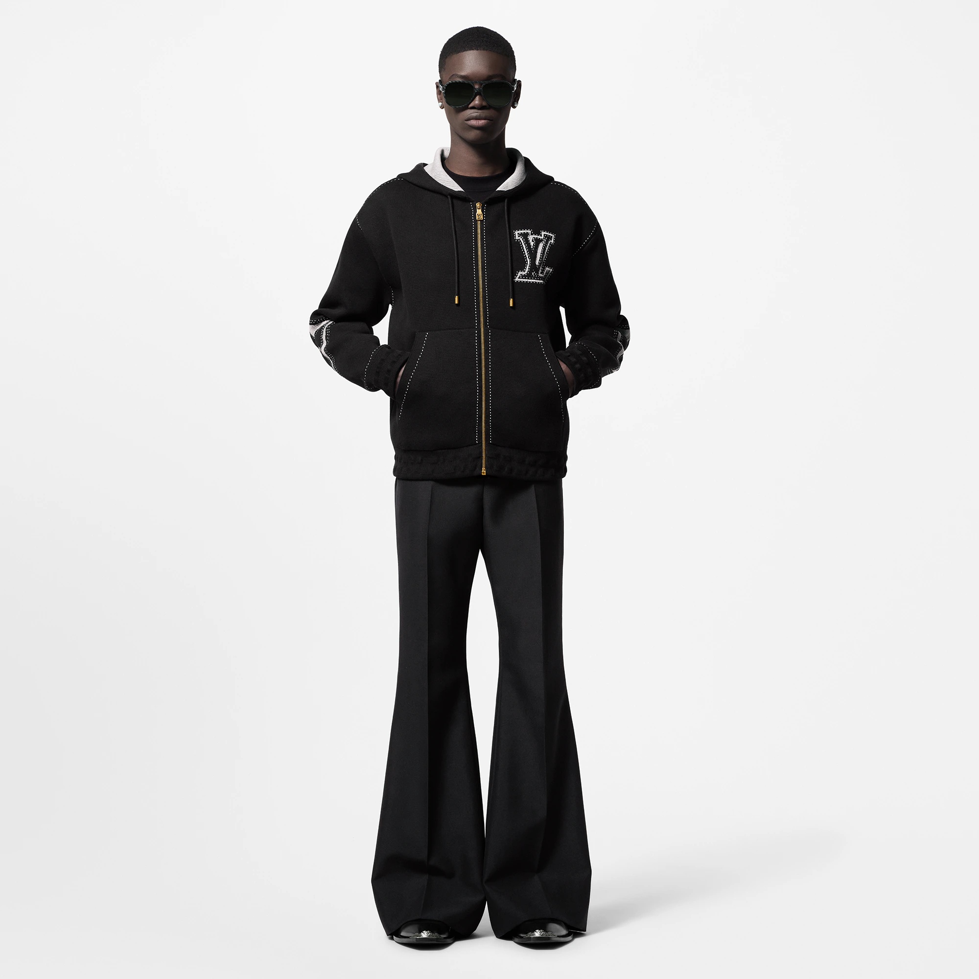 Louis Vuitton 多用途な【フーディ】ジップ ブラック レイヤード 中古・古着通販】LOUIS VUITTON (ルイ ヴィトン) ジップパーカー