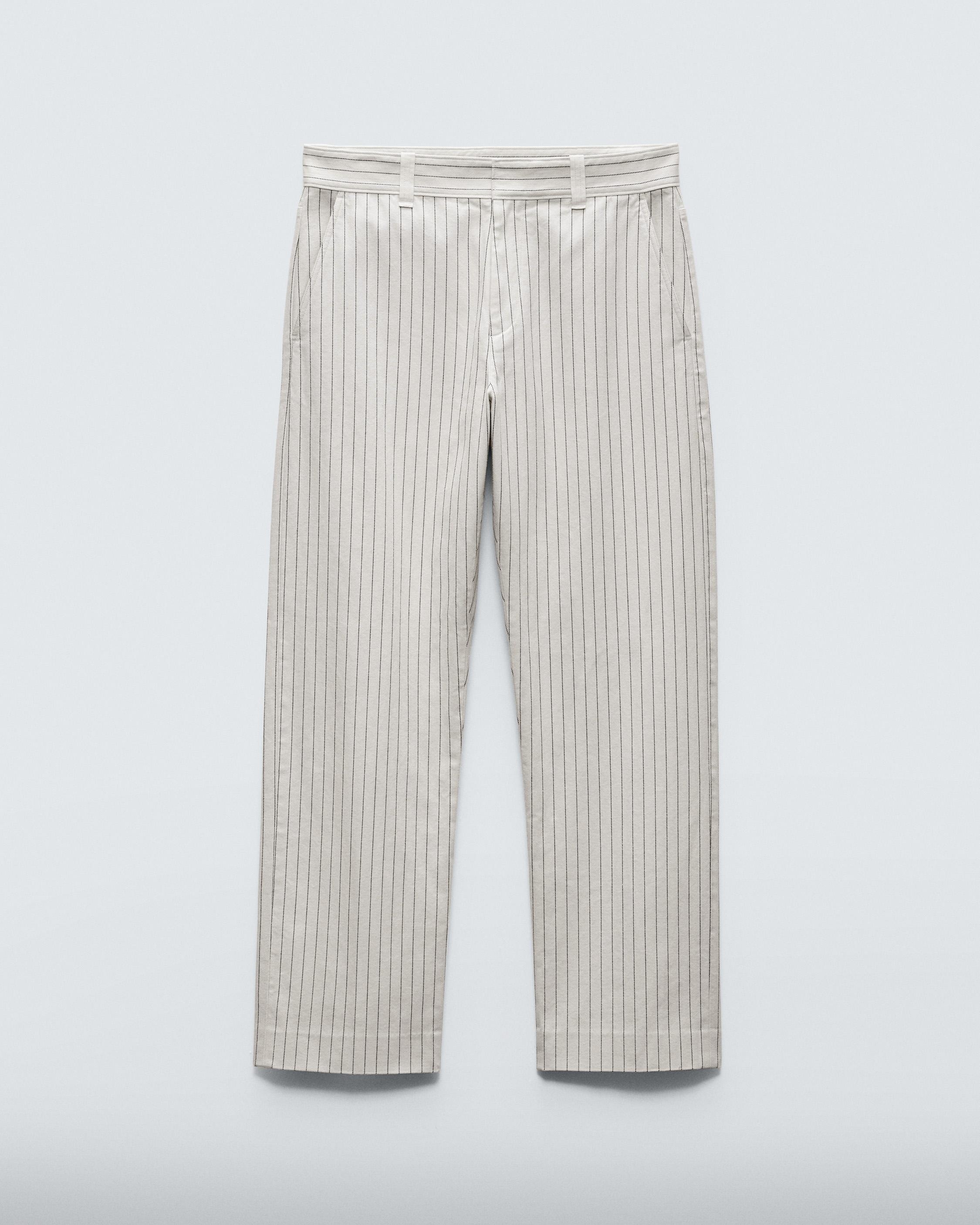Haydon Cotton Herringbone Pant
Classic Fit - 1