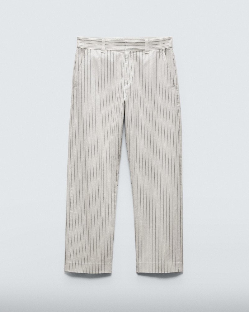 Haydon Cotton Herringbone Pant
Classic Fit 1
