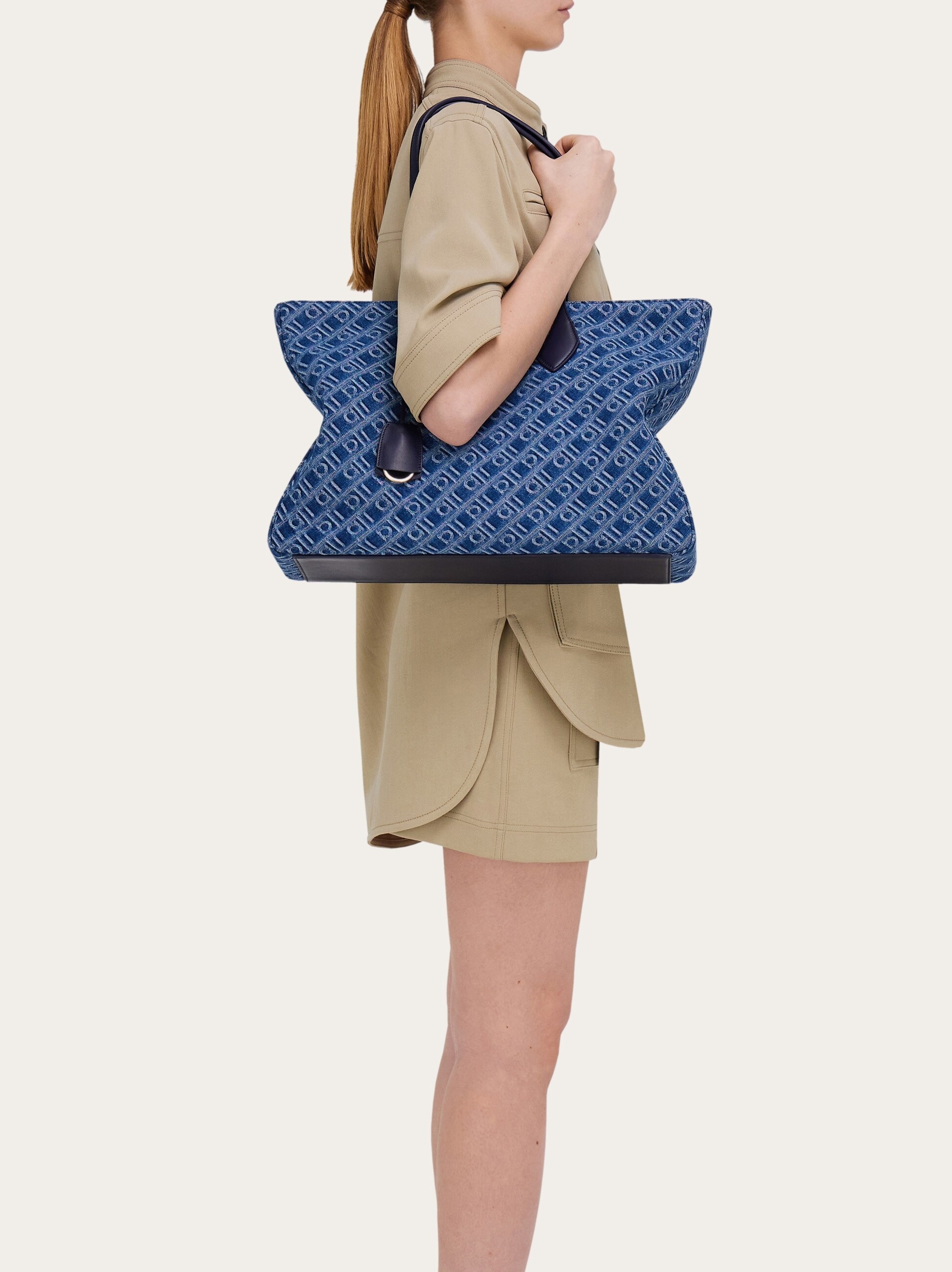 Ferragamo Monogram tote bag (L) - 2