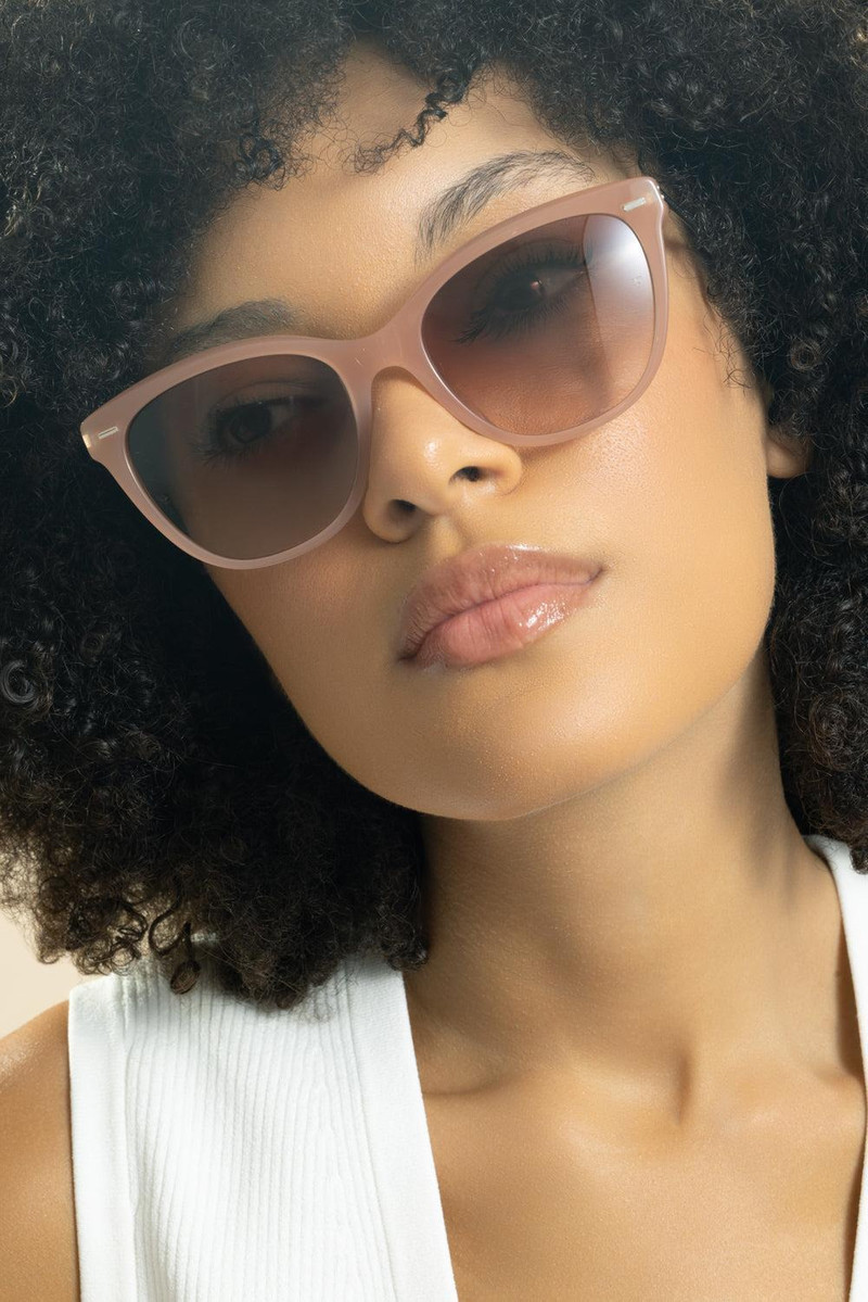 Oliver Peoples Mrs. Federer Sunglasses outlook