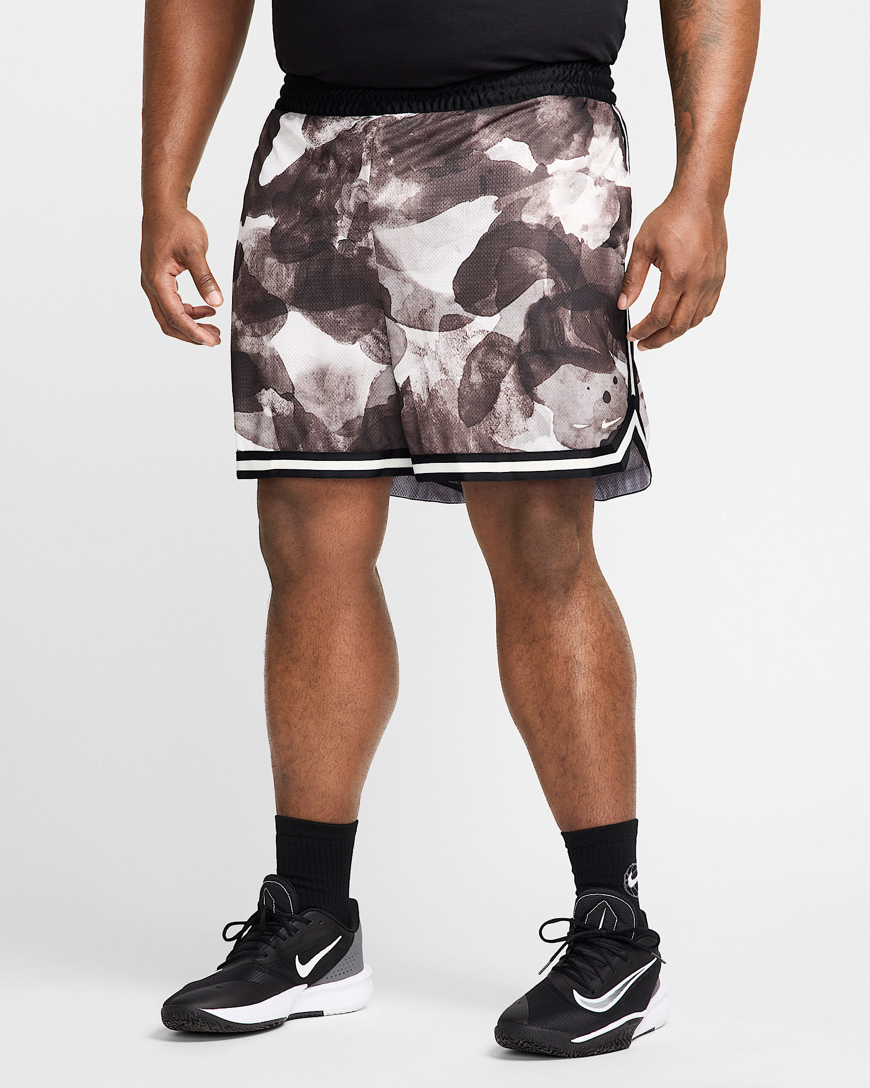 Nike DNA Men's Dri-FIT 6" Basketball Shorts - 10