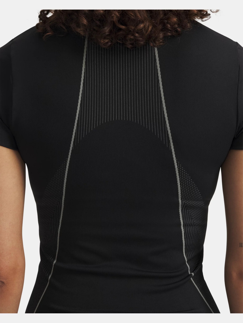 UA Vanish Seamless 3