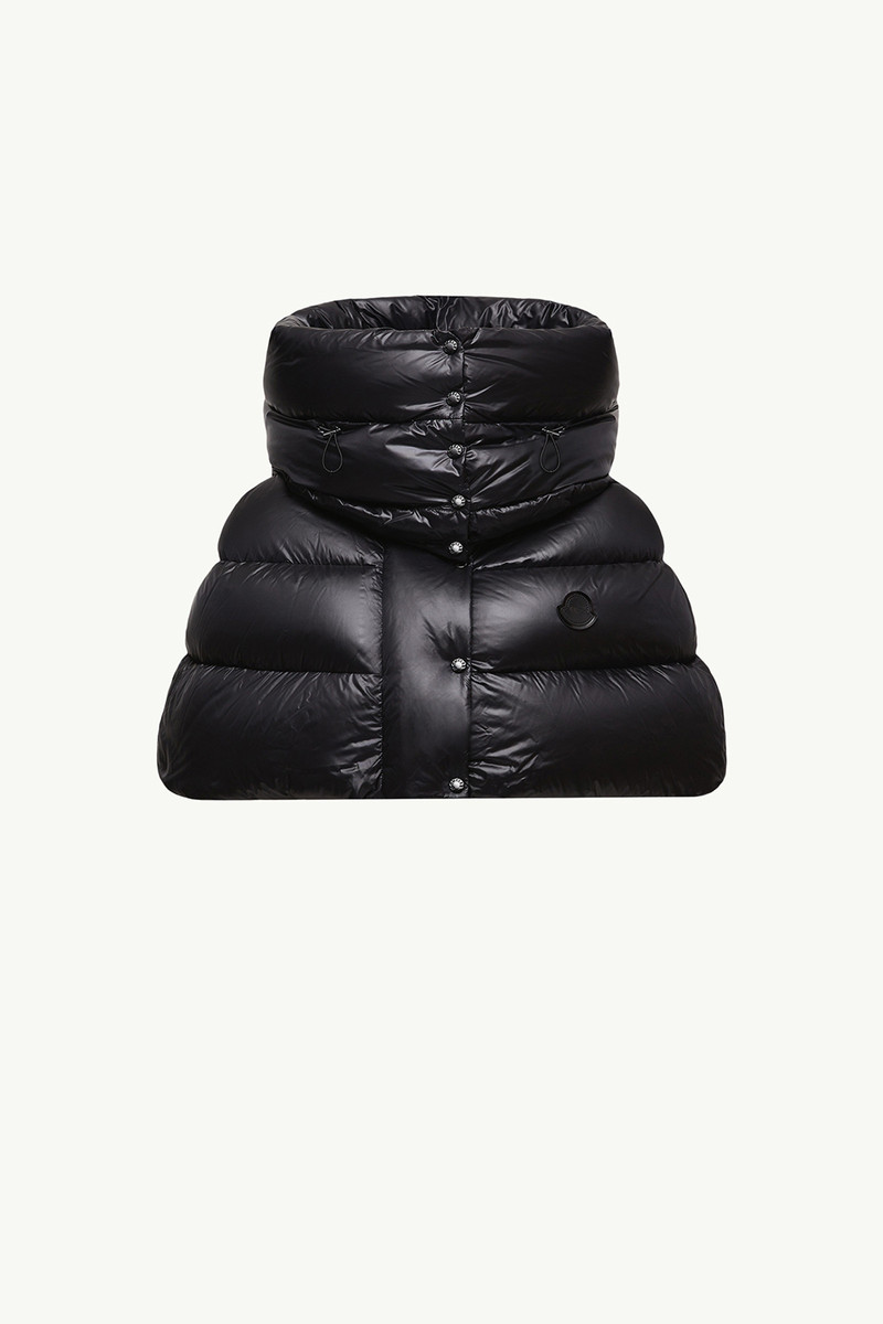 Moncler Moncler x EE72 by Edward Enninful Hooded Down Cape outlook