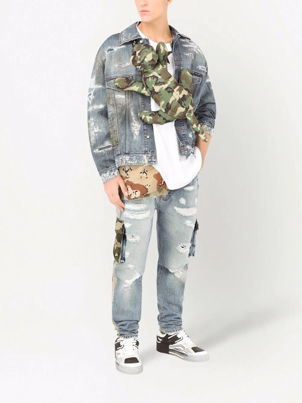 distressed patchwork cargo jeans - 2