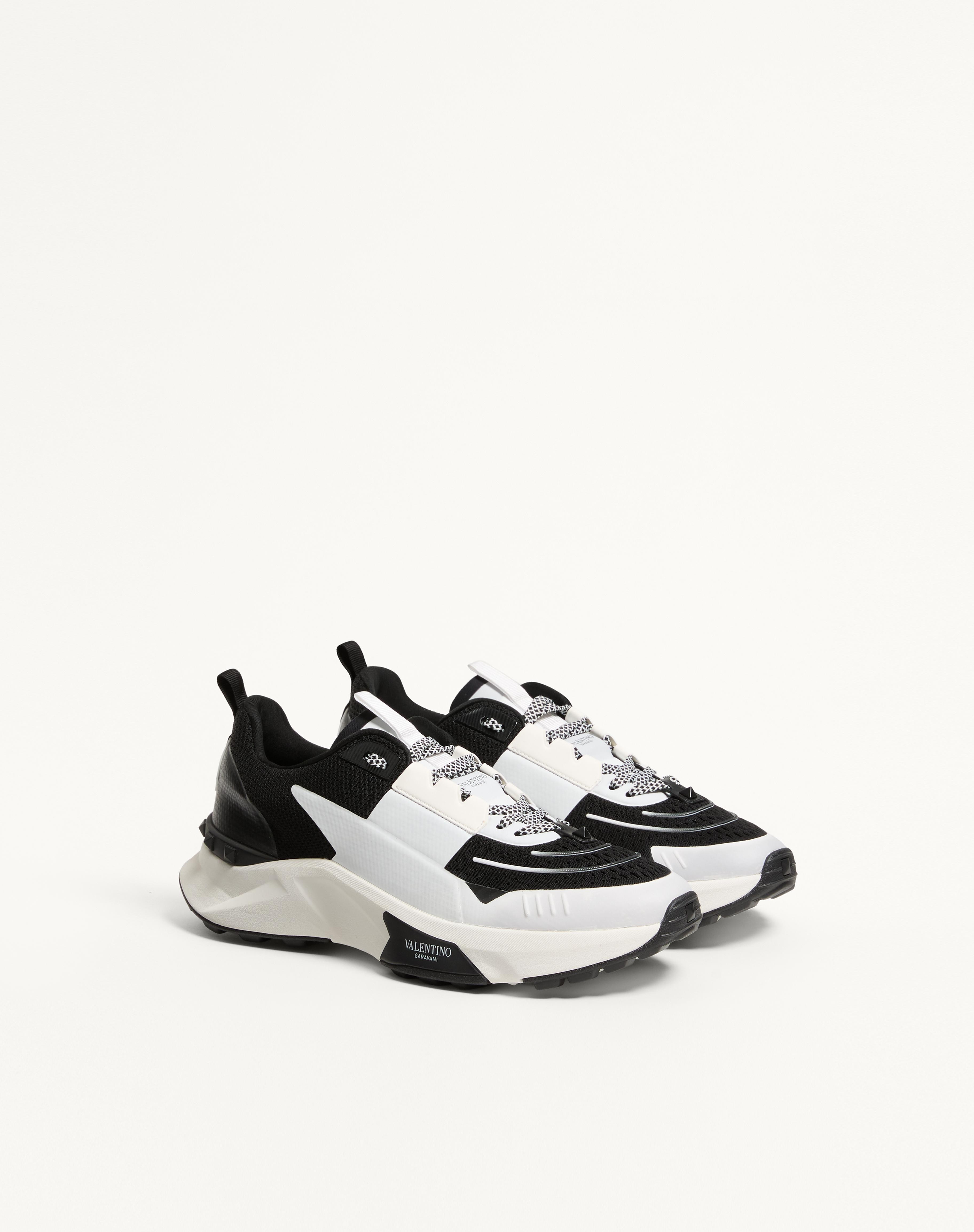 TRUE ACT LOW TOP SNEAKER IN MESH AND RUBBERIZED FABRIC - 3