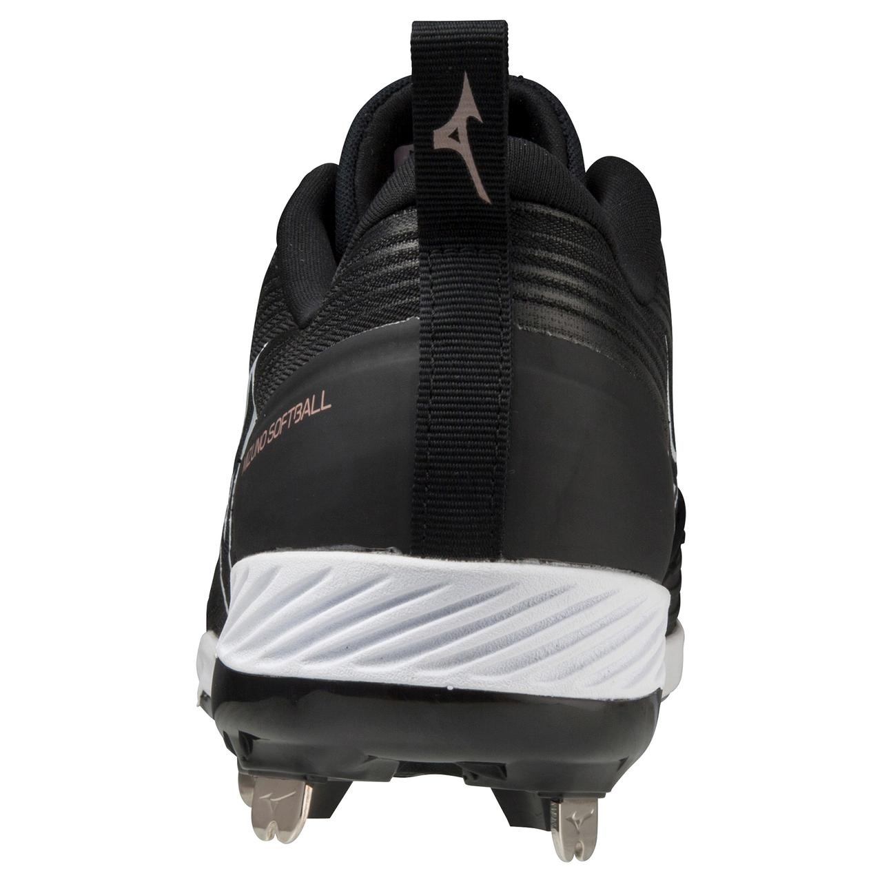 Mizuno Sweep 6 Low Women's Metal Fastpitch Softball Cleat - 5