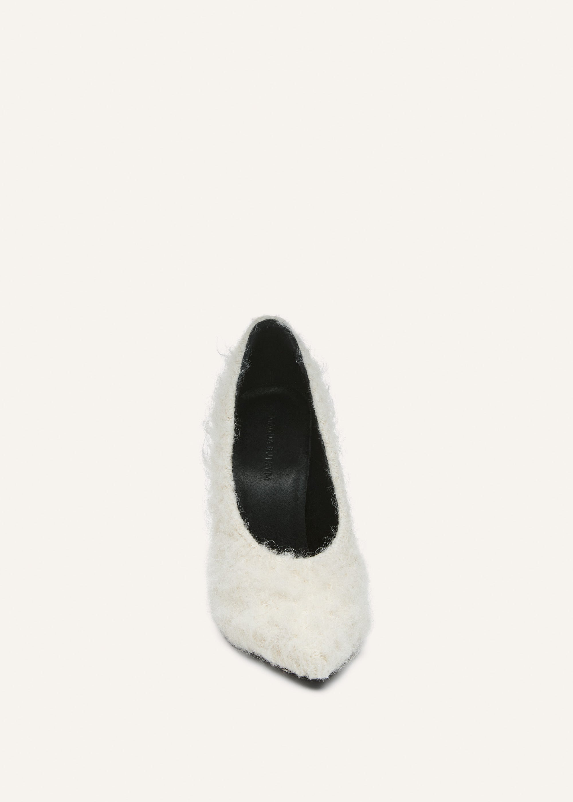 Loomed sculptural pumps in cream - 3