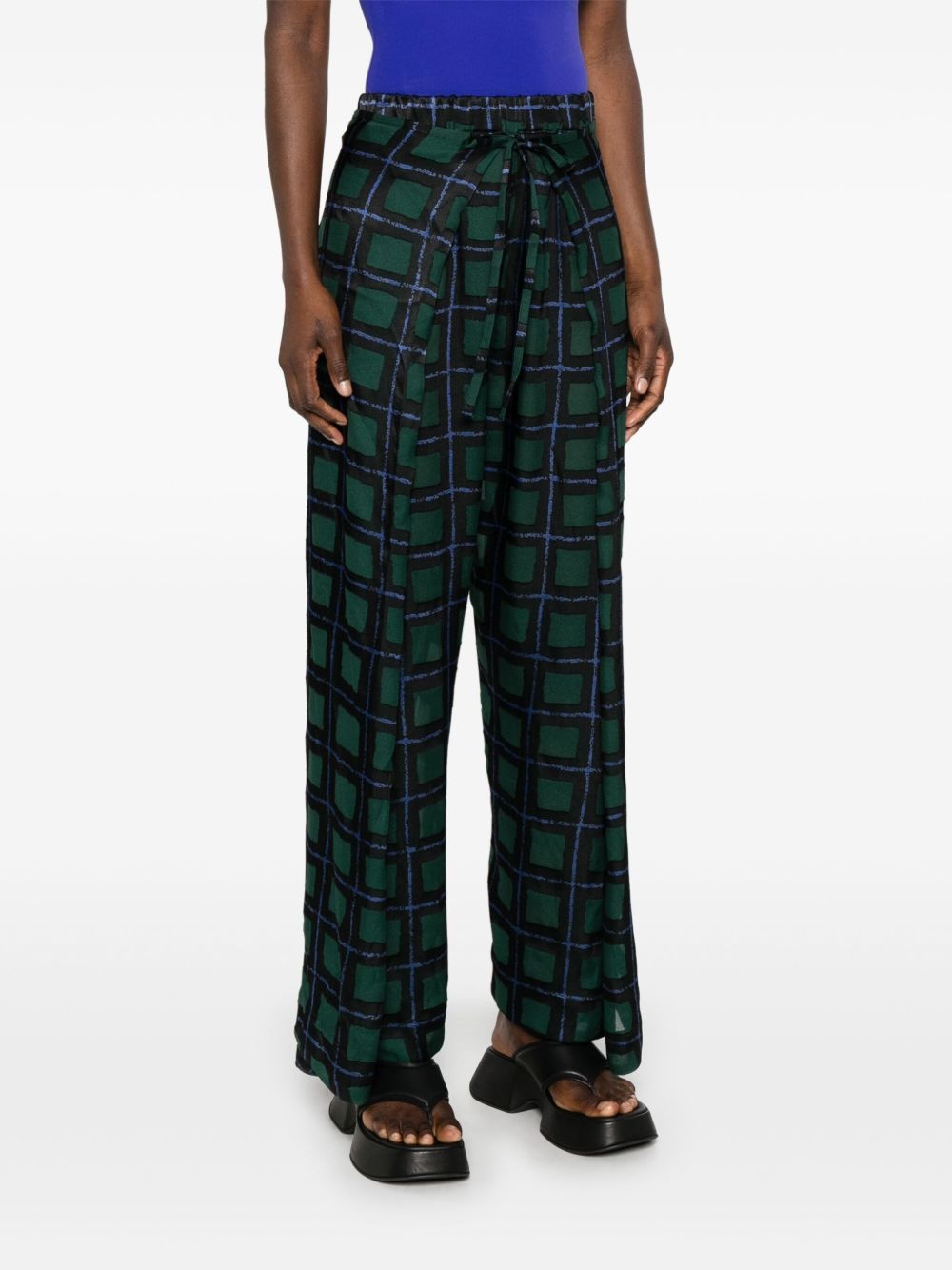 check-pattern straight trousers - 3