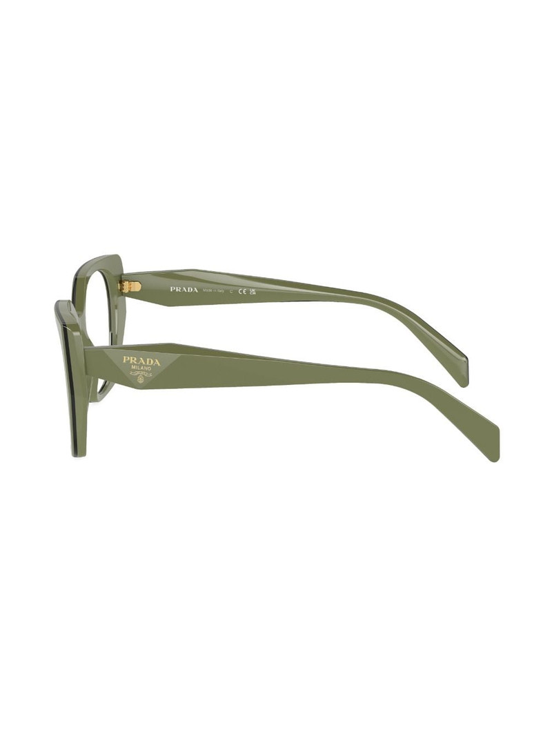 oversize-frame glasses 3
