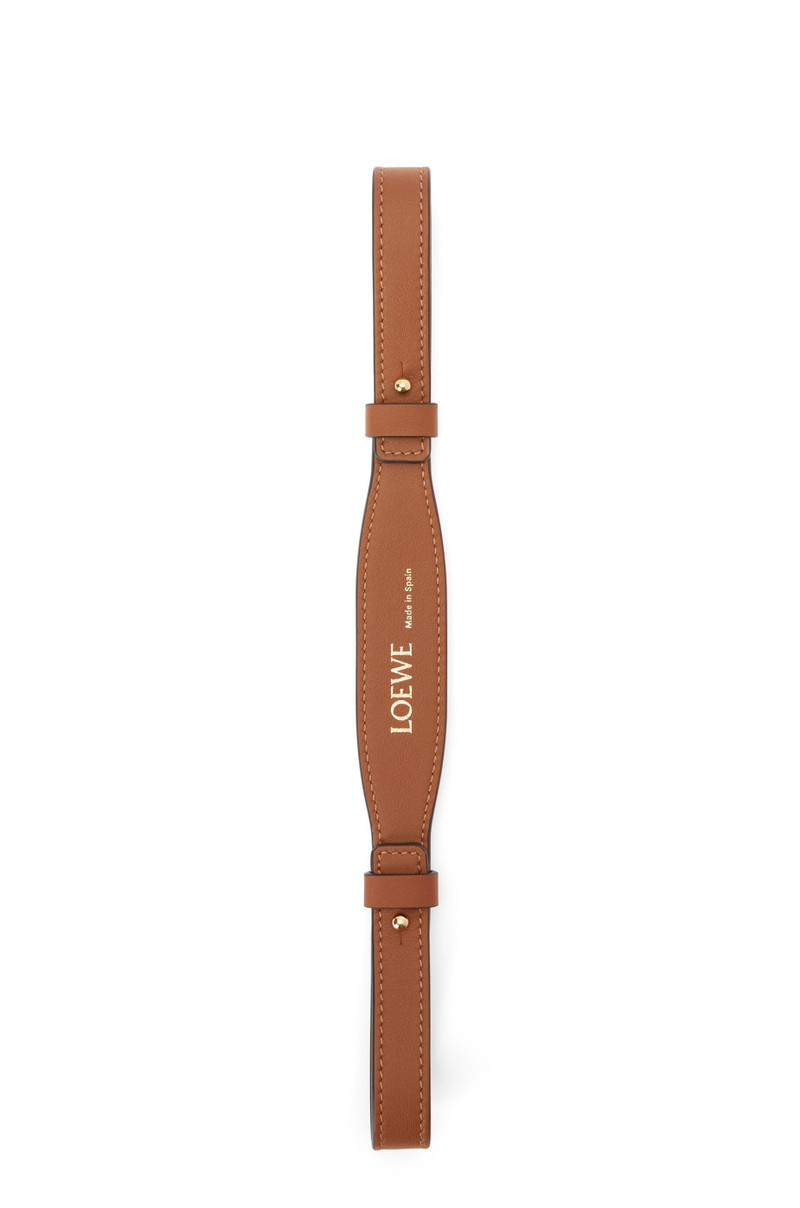 Loewe Branded short strap in classic calfskin outlook