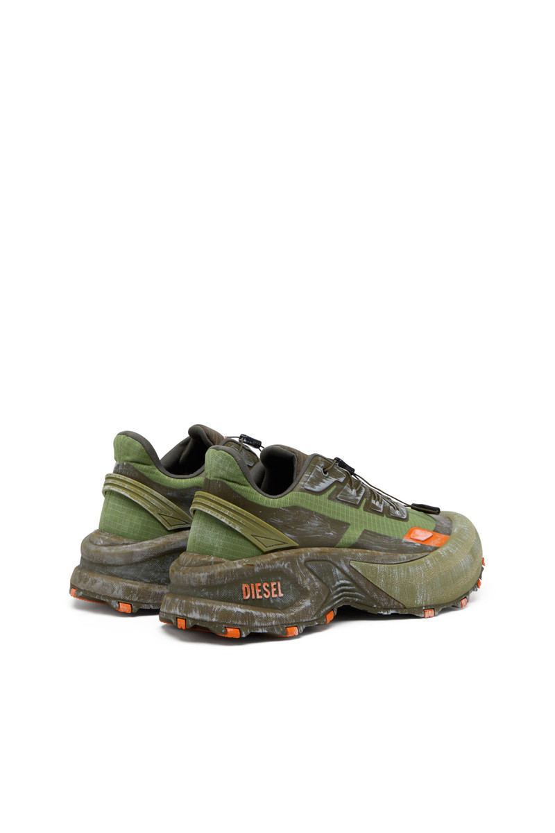 Diesel D-CAGE RUNNER outlook