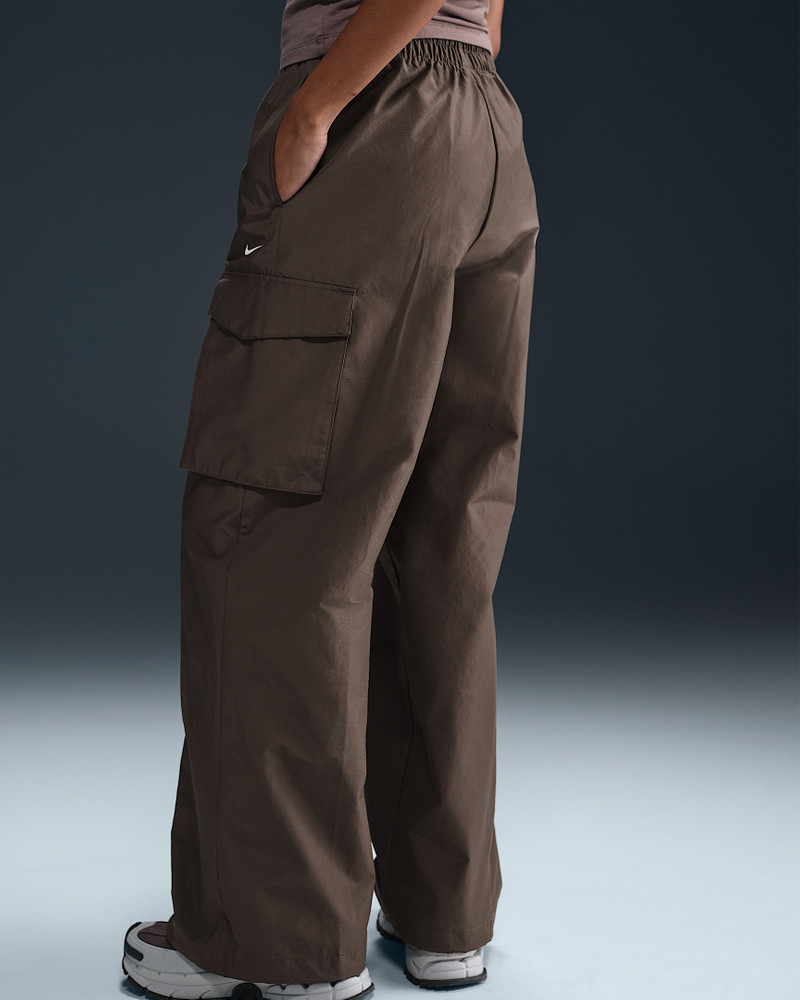 Nike Sportswear Everything Wovens Women's Mid-Rise Cargo Pants 3