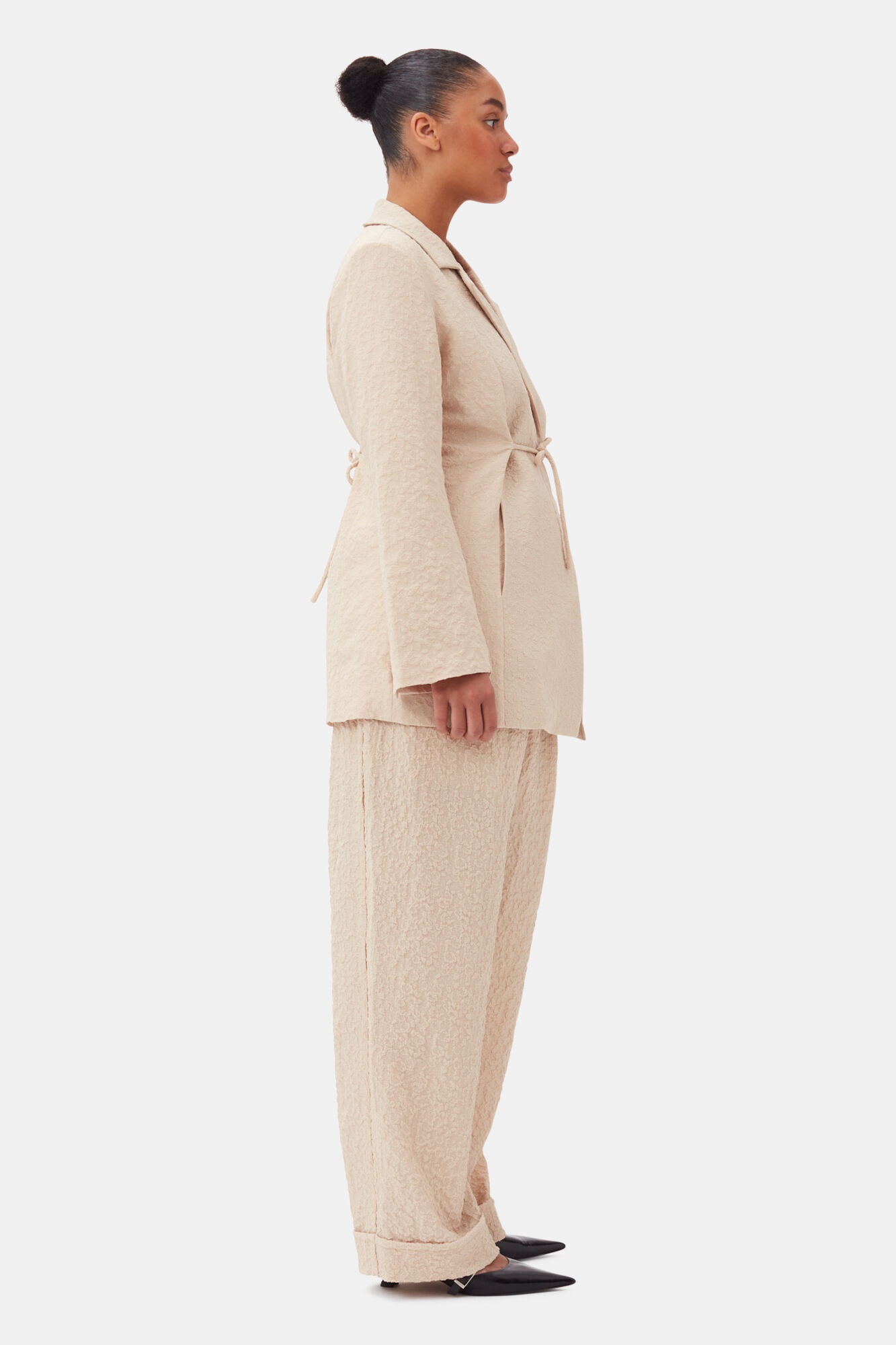 BEIGE TEXTURED SUITING TIE STRING BLAZER - 8
