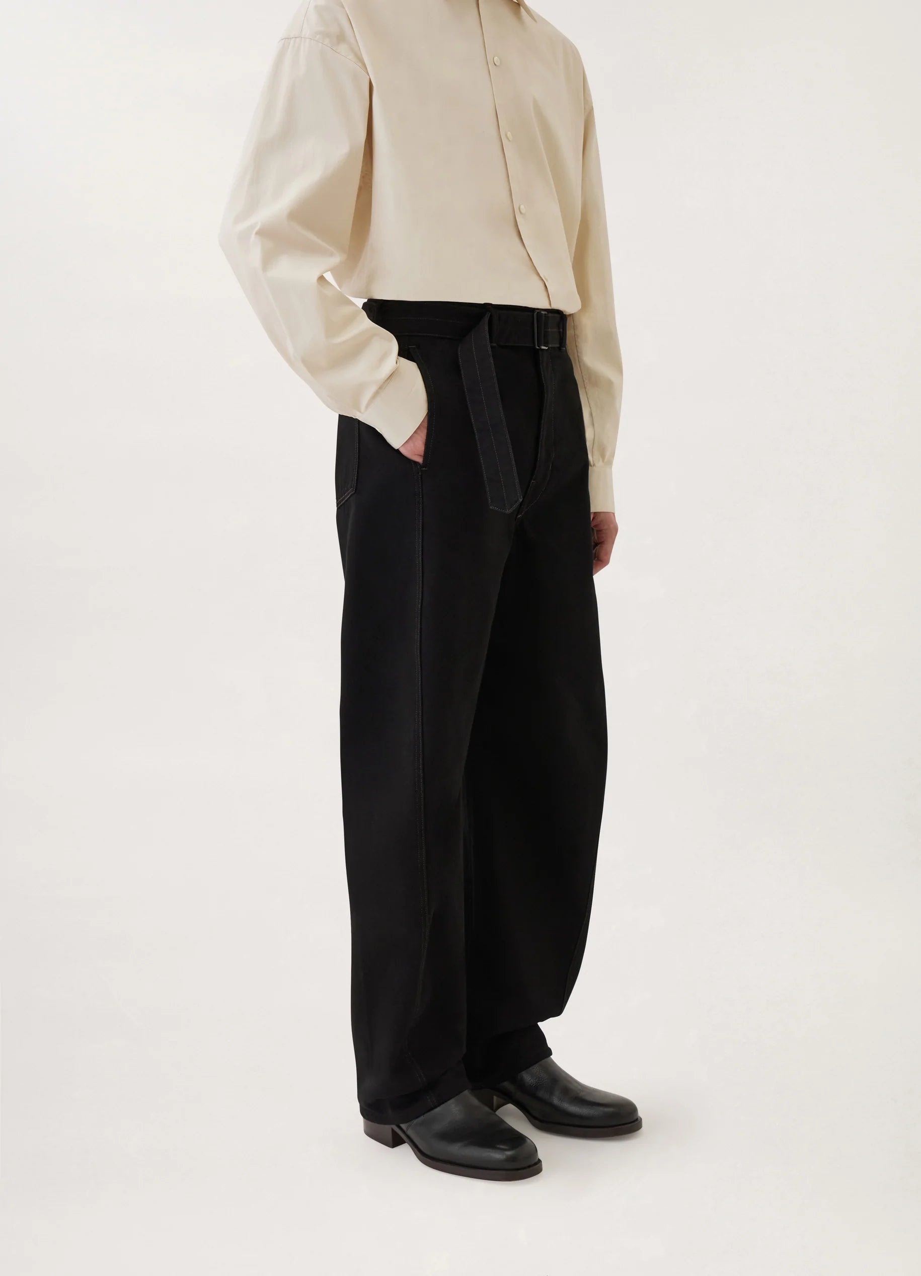 TWISTED BELTED PANTS
BLACK DENIM - 7