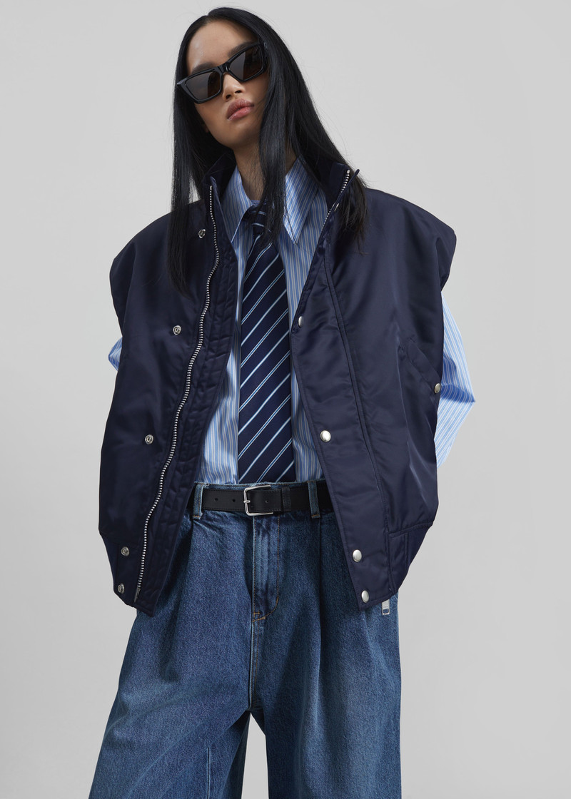 Aysen Sleeveless Bomber Jacket - Navy 3