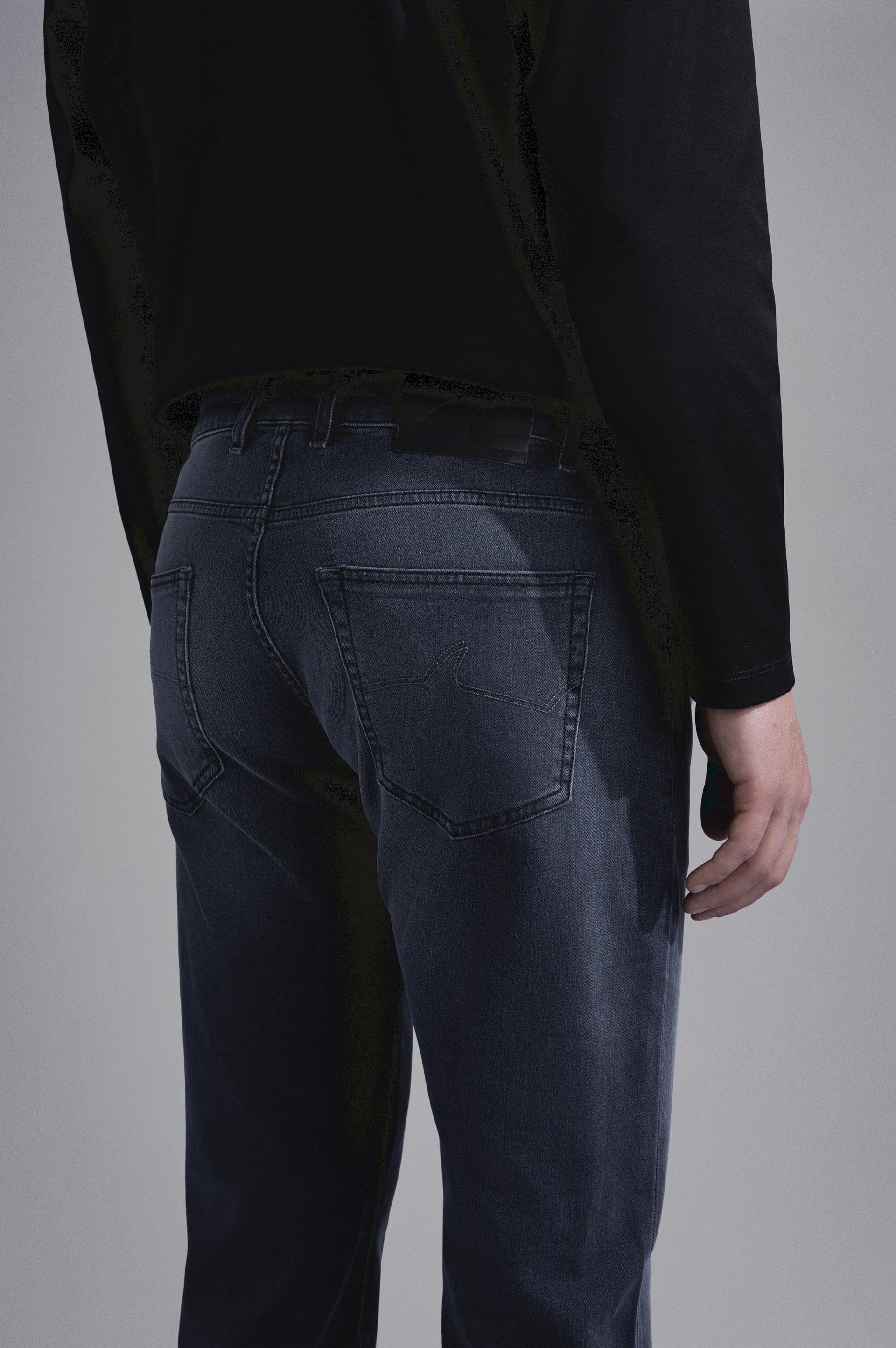 BLACK RIVET JEANS - 4