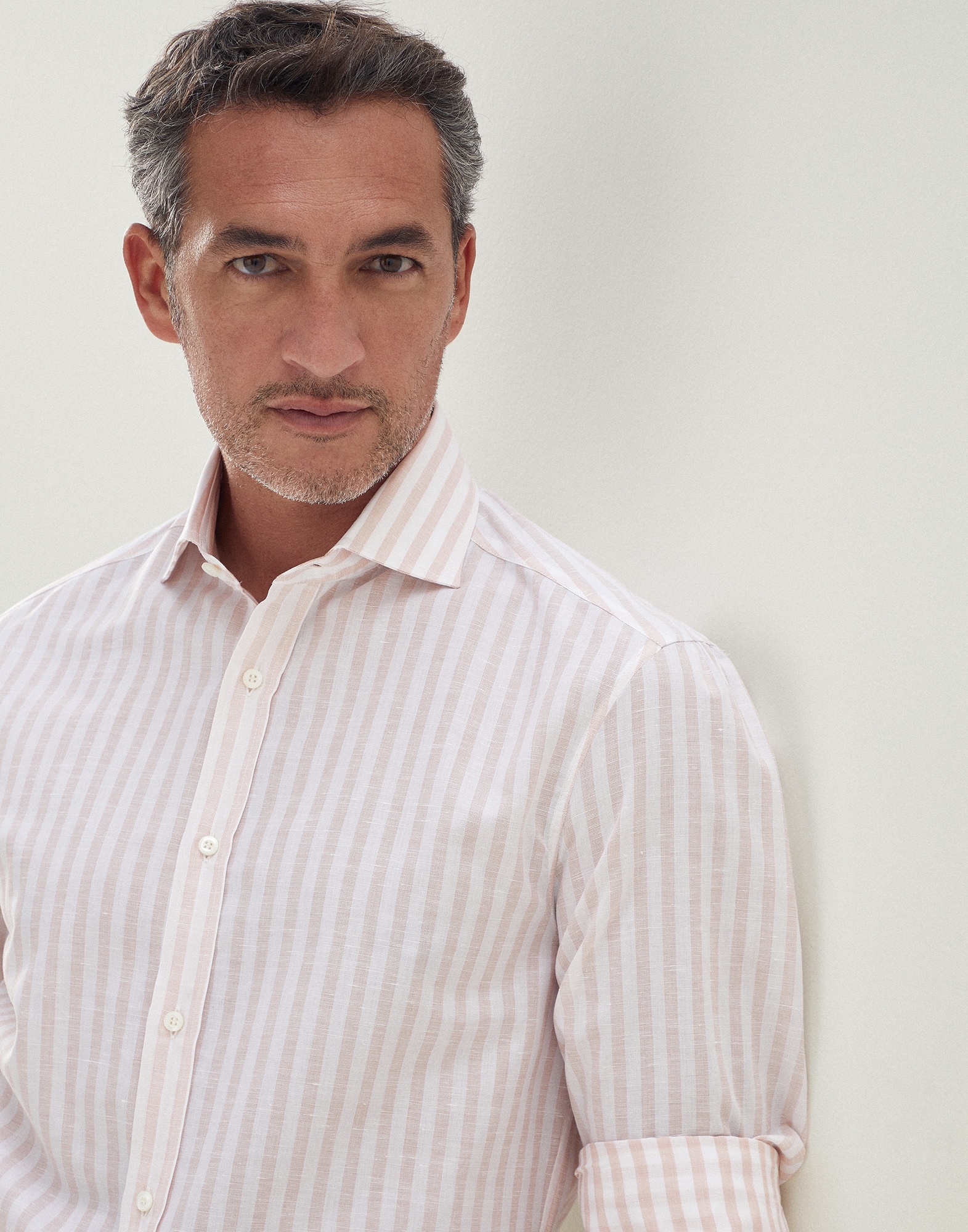 Striped cotton and linen slim fit shirt with spread collar - 3