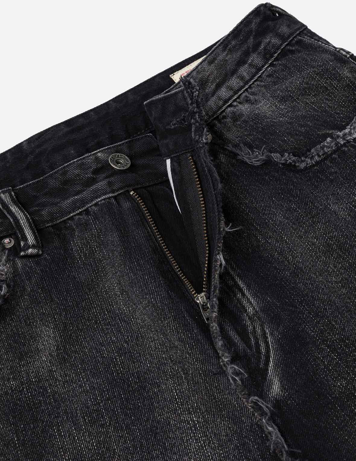 Distressed Daicock Print Fashion Fit Denim Shorts - 8
