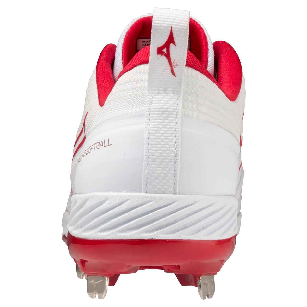Mizuno Sweep 6 Low Women's Metal Fastpitch Softball Cleat - 5