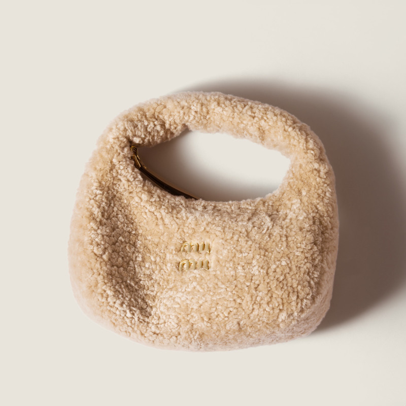 Wander shearling bag 5