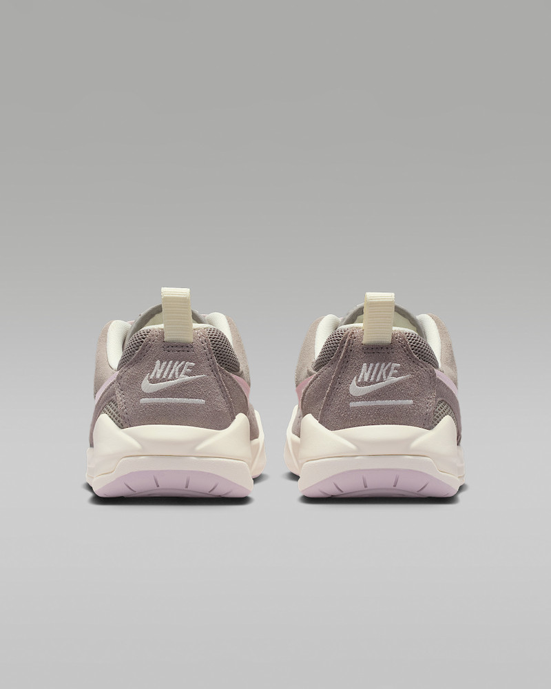 Jordan CMFT Era Women's Shoes 6
