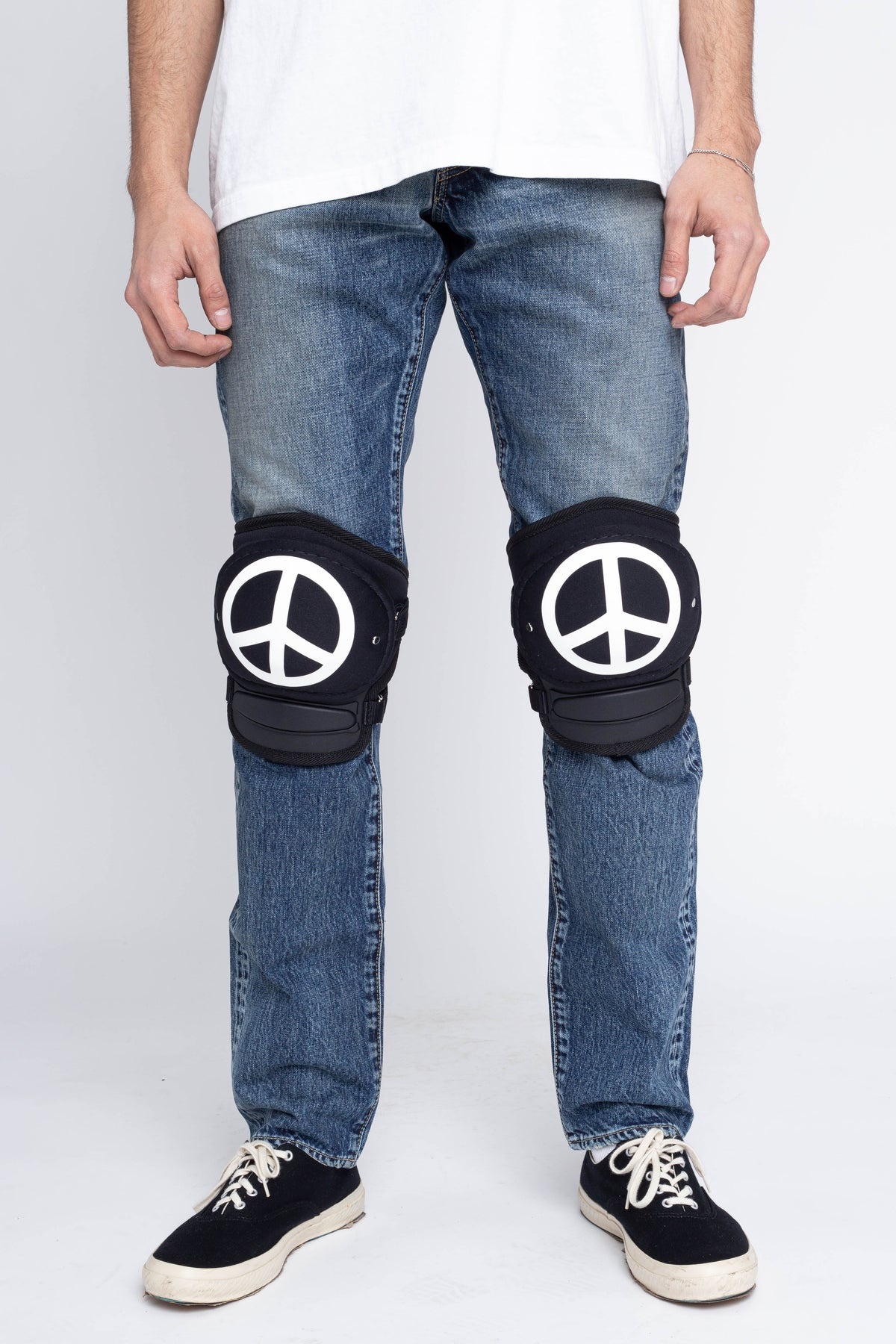 PEACE Knee Pad - 1