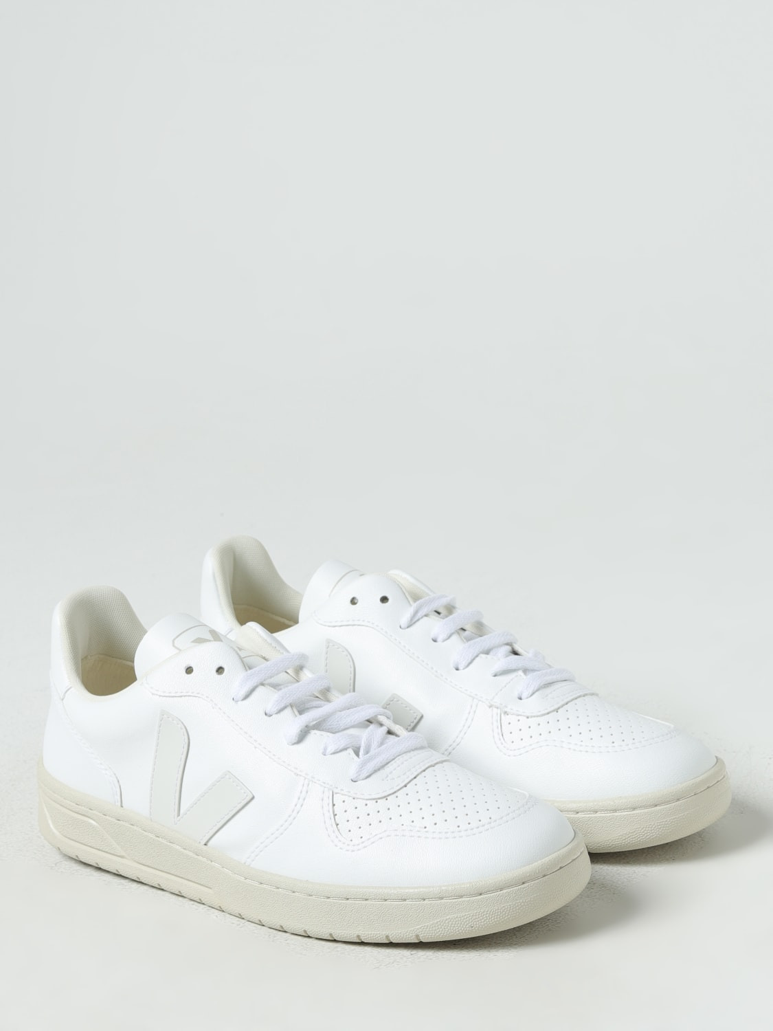 Sneakers men Veja - 2